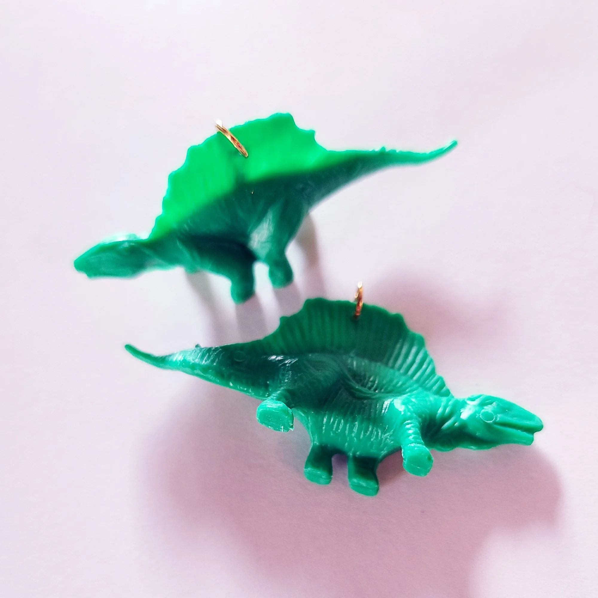 03_green_dino04a.jpg