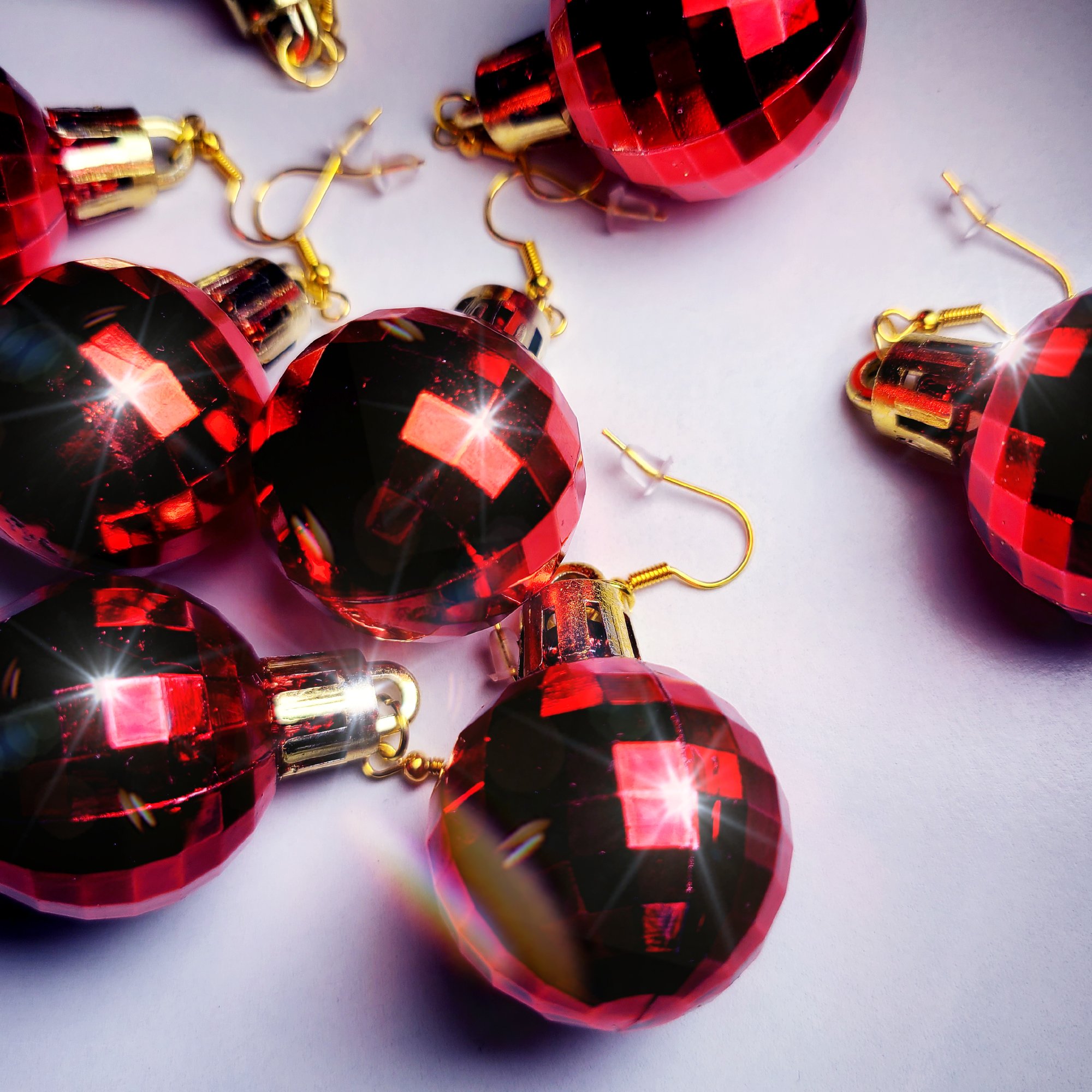 discoornaments06_pink.jpg