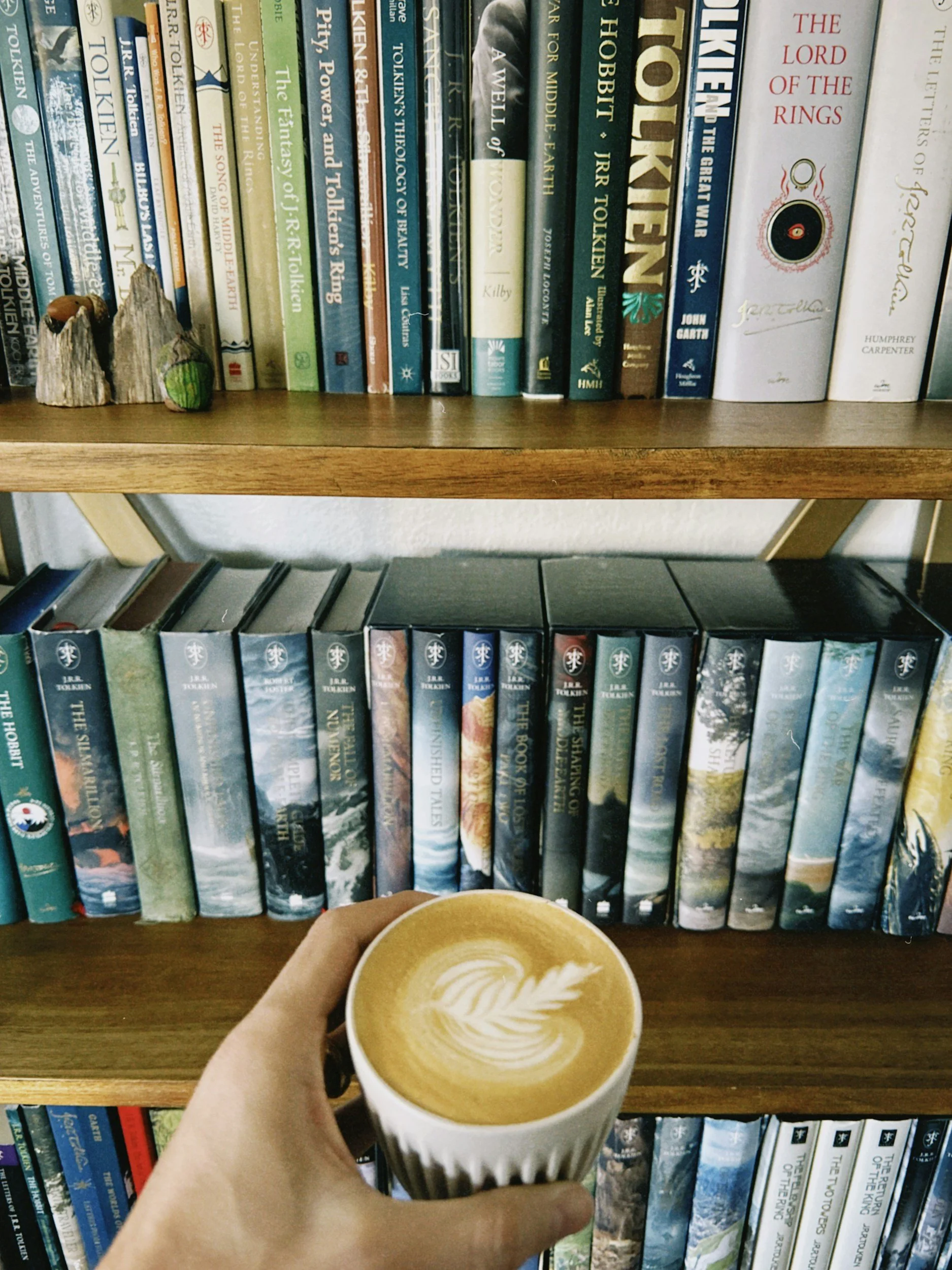 Why I Stopped Using Goodreads &amp; The StoryGraph (And What I Use Instead)