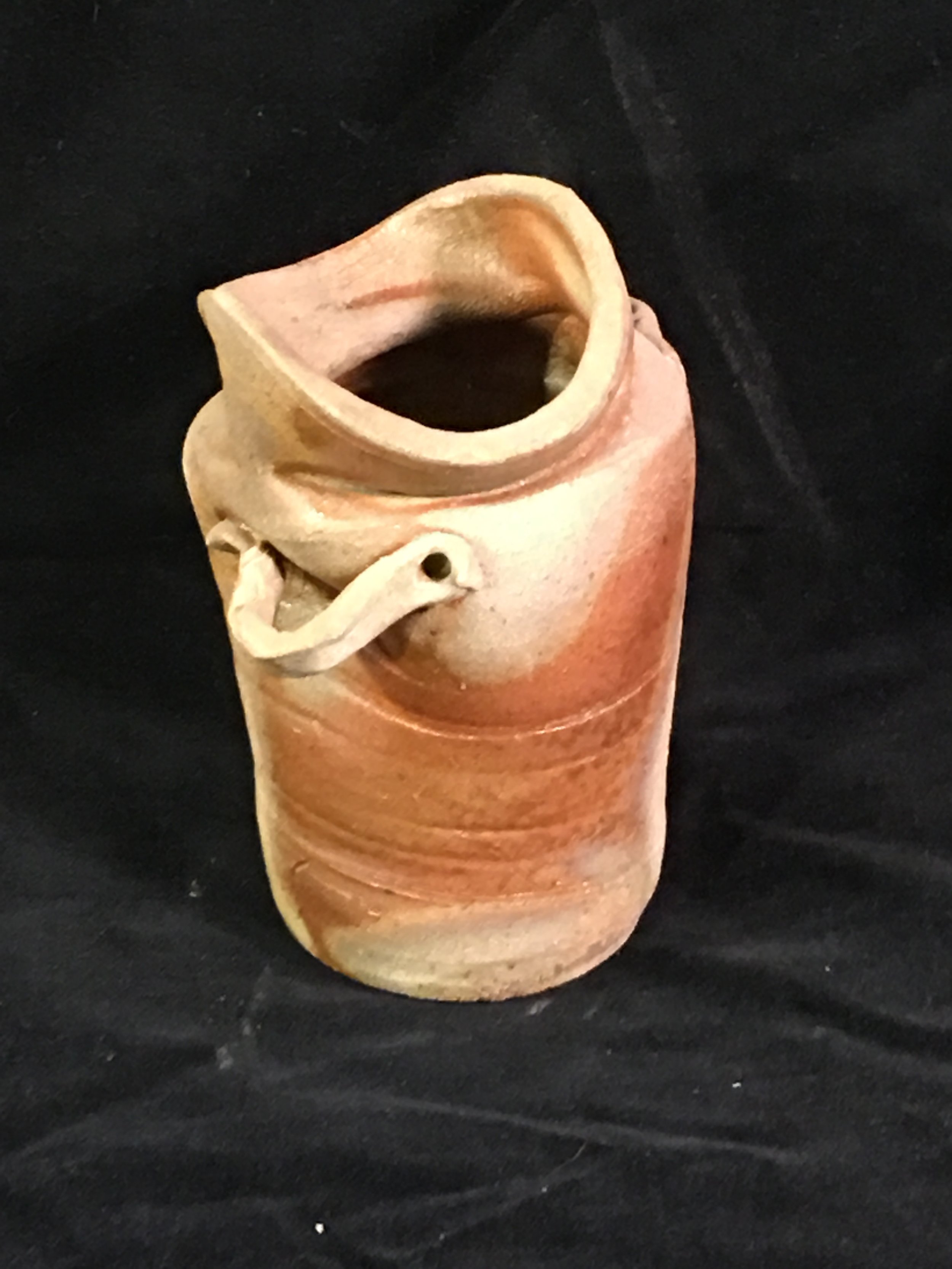 Vessel with lugs (wood fired)