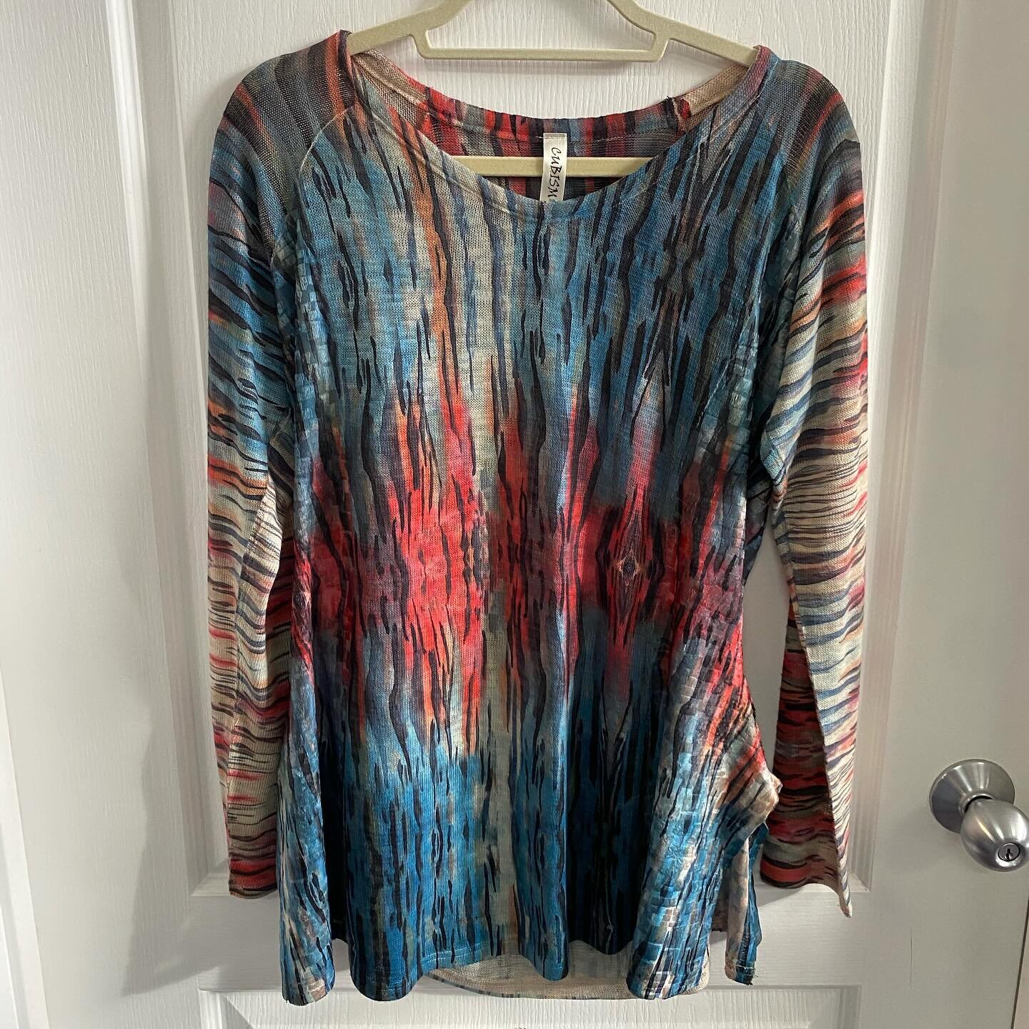 Some fun pieces for this gloomy day! 

Comment for more details. 

#consignment #boutique #northwestindiana #valparaisoindiana #resale #secondhand #girlsgirl
