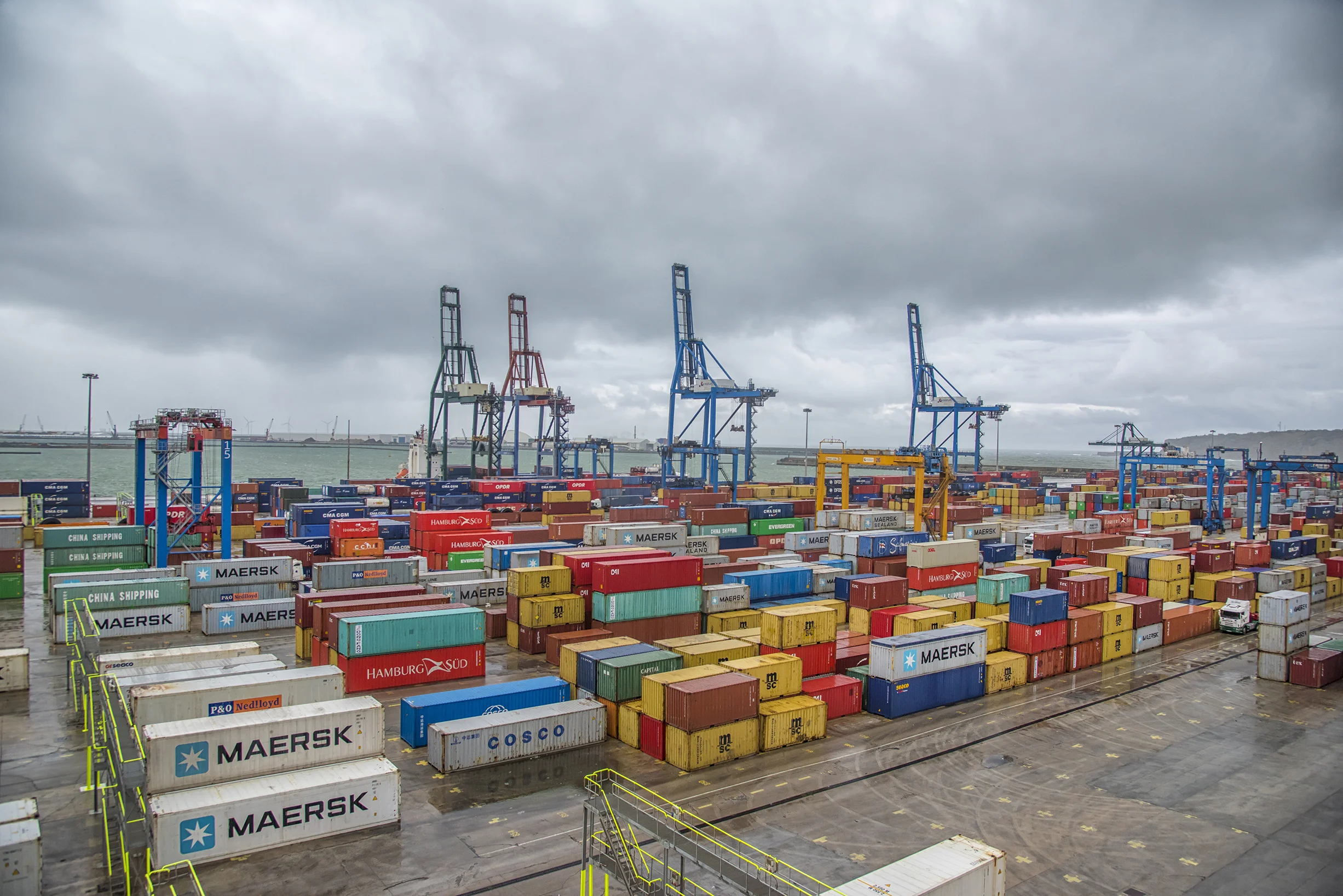 Long Distance Container Stacks.jpg