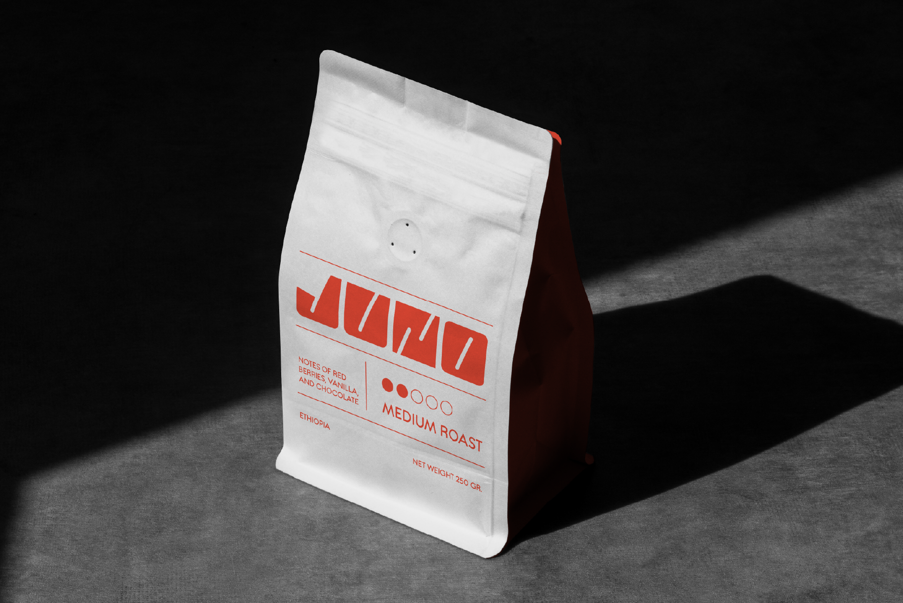 Sulango_Creative Market_1820x1214_04.png