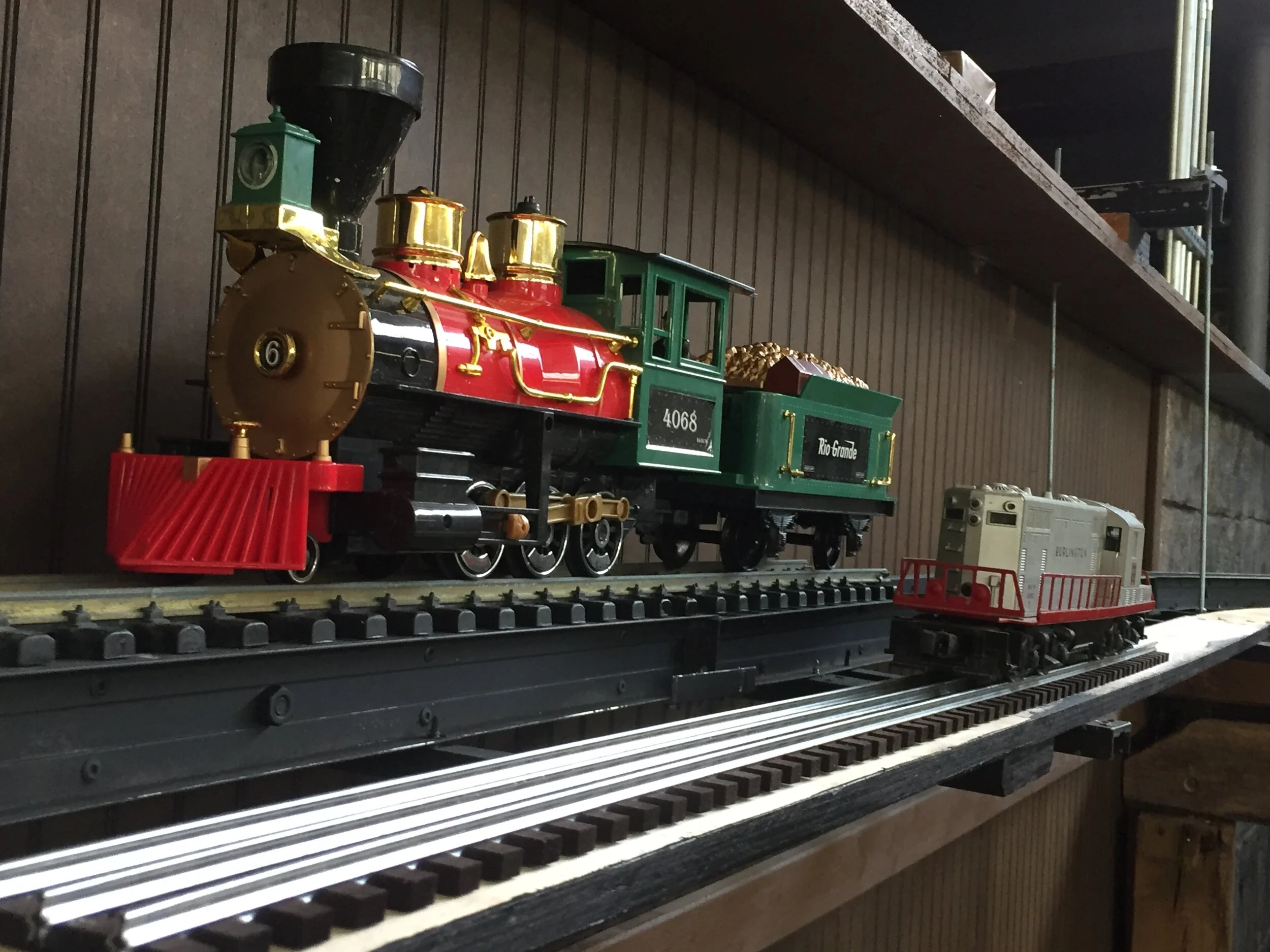o gauge train station