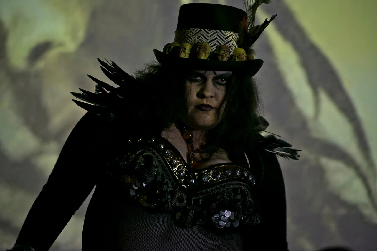 Savannah Demmers as Papa Legba