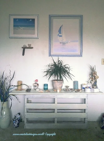 DIY-Pallet-Entryway-Table.jpg
