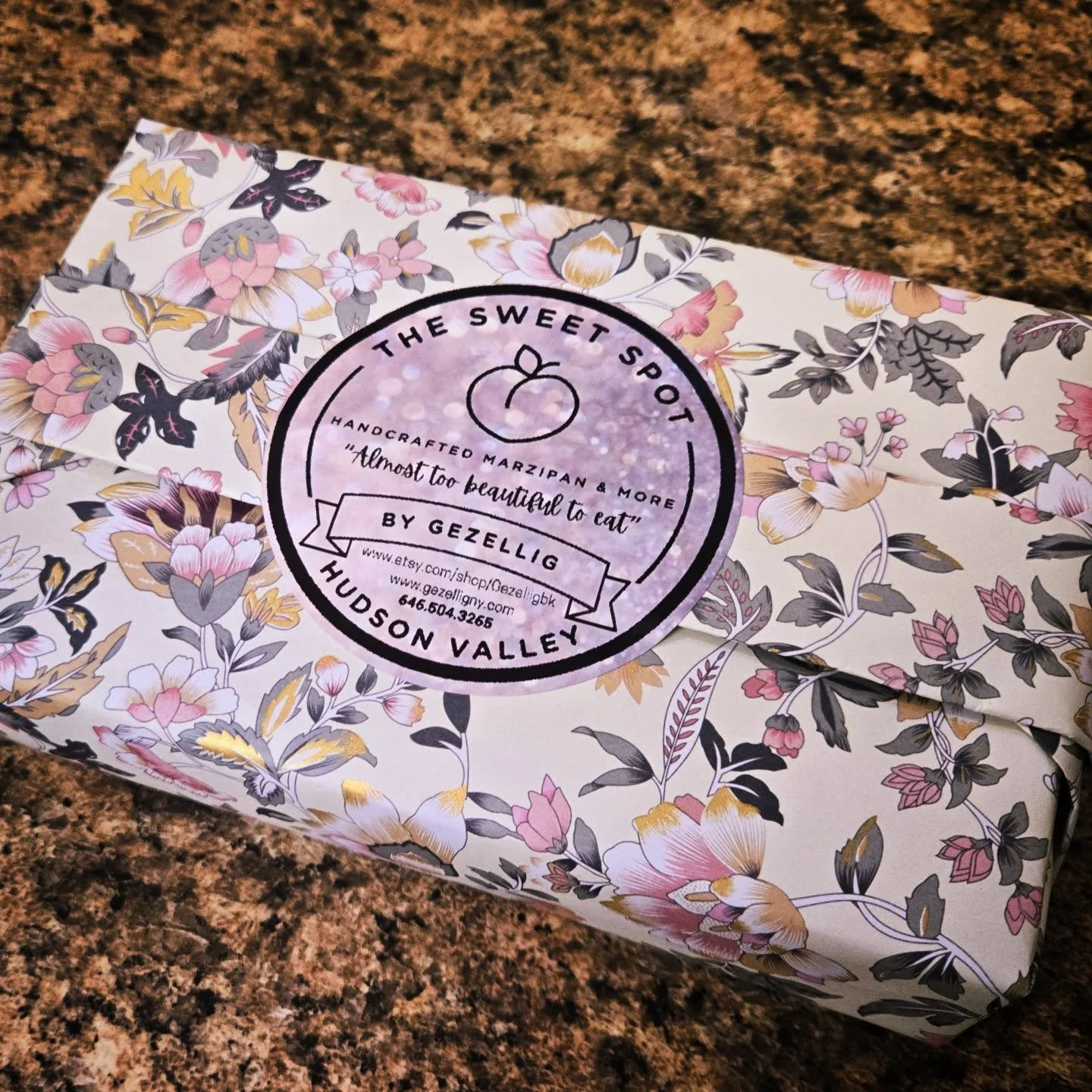 Today's lovely gift wrap. Practicing for mother's day. If you buy something from the Etsy shop and mention this post I'll throw in free gift wrap on your order.