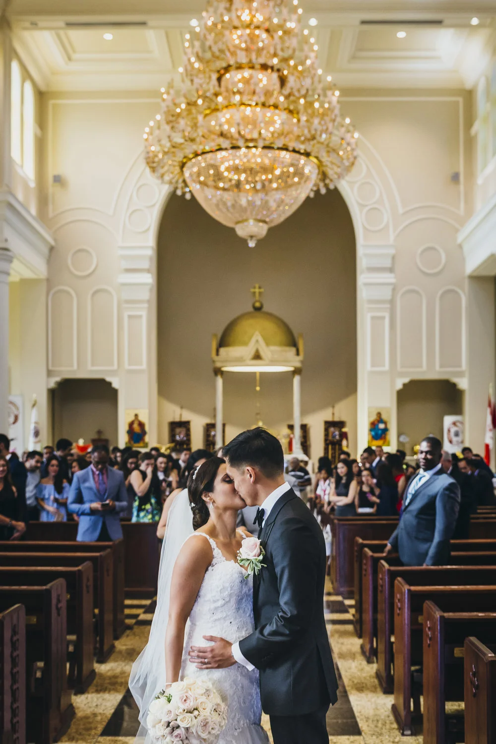 adam_proposal_montreal_adrian_morillo_photography-8.jpeg