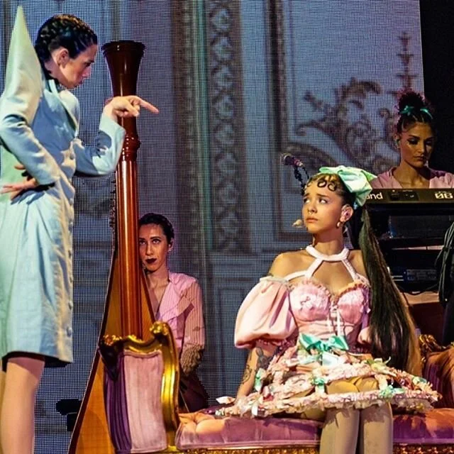 Tonight is our last show this month! I&rsquo;ll miss seeing @izverdea do her best Ms. Daphne every night ✌🏽
.
.
.
.
.
#k12tour #k12band #harpandkeys #littlebodybigharp #harpist