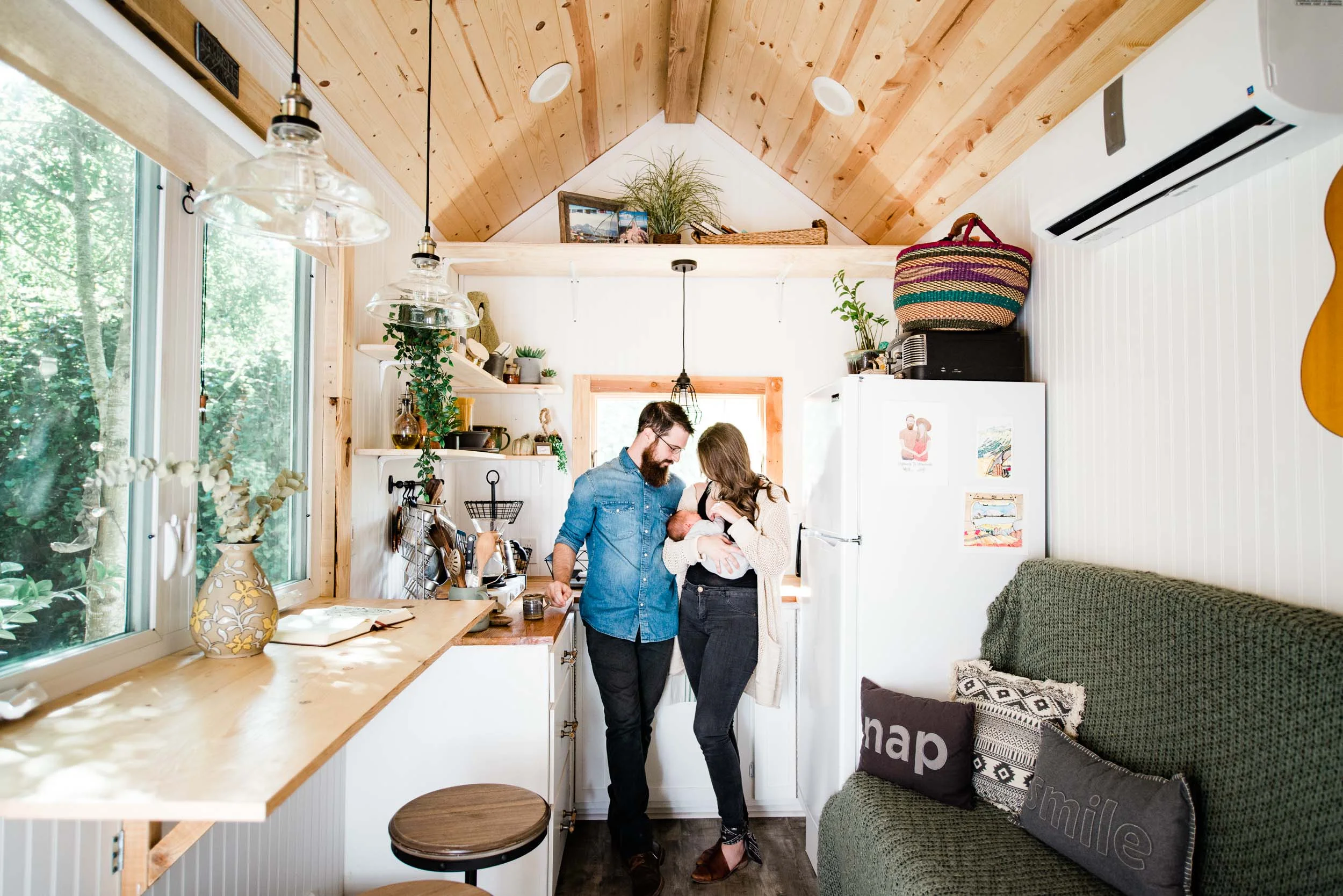 A Tiny House Newborn Session | Pensacola Newborn Photographer