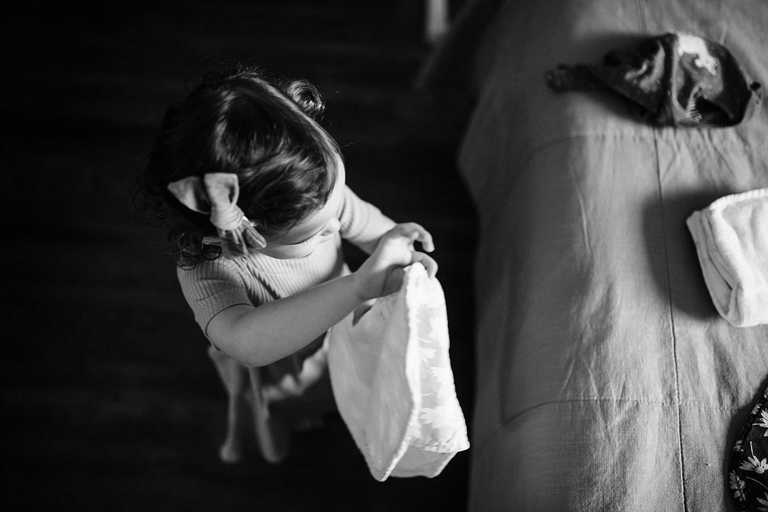 pensacola-florida-black-and-white-newborn-photography