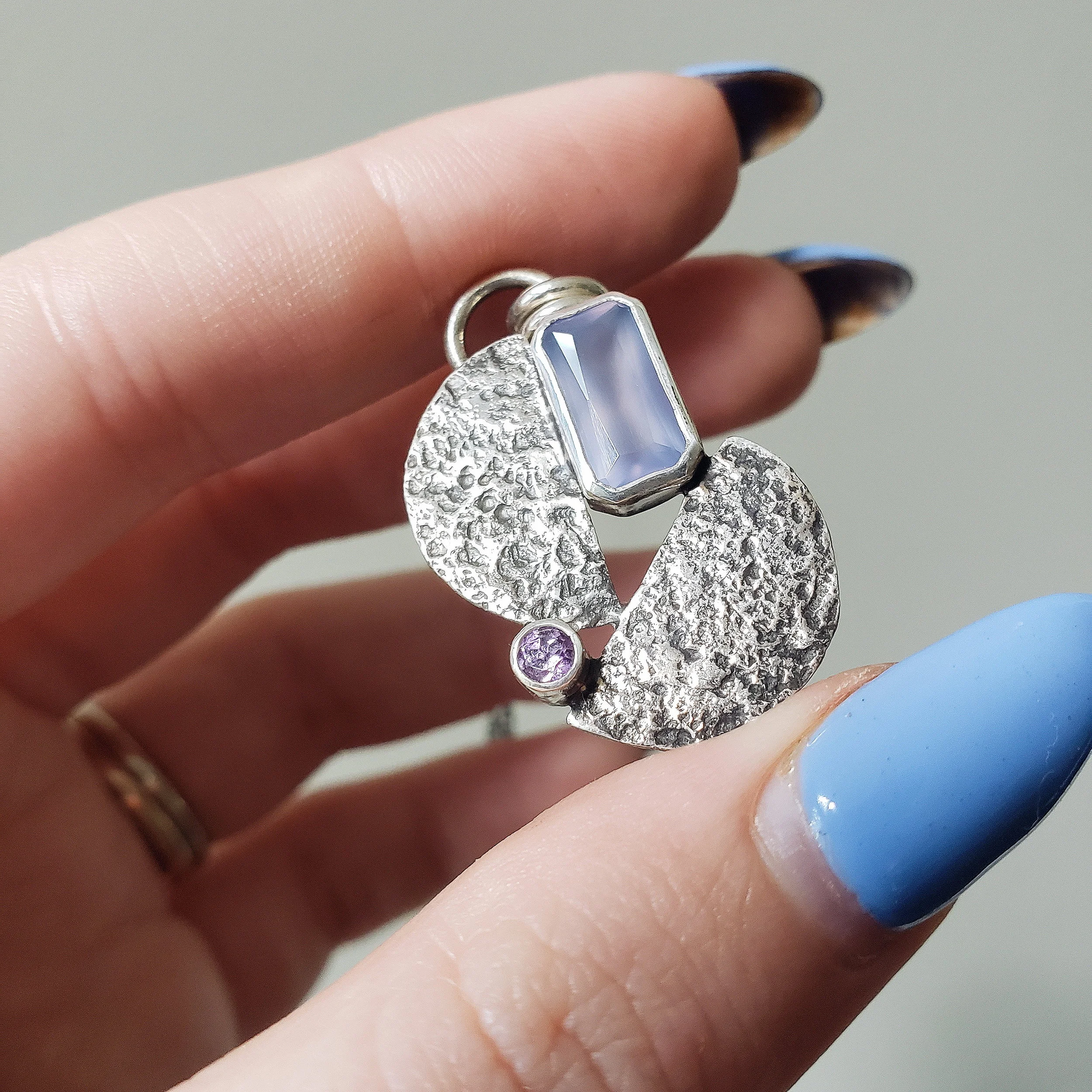 chalcedony apollo pendant 2.jpg