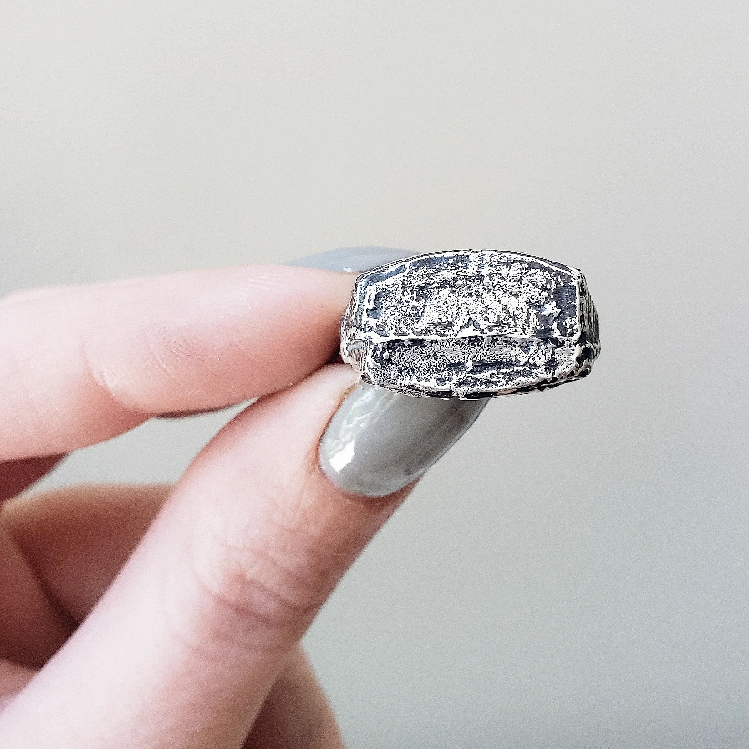 signet 2 outcast ring 2.jpg