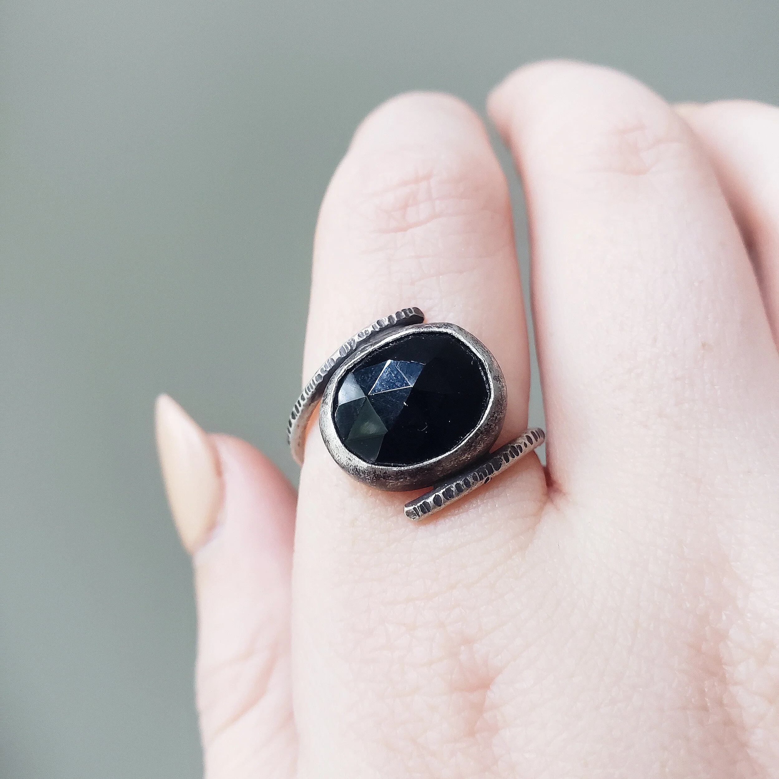 onyx swirl ring.jpg