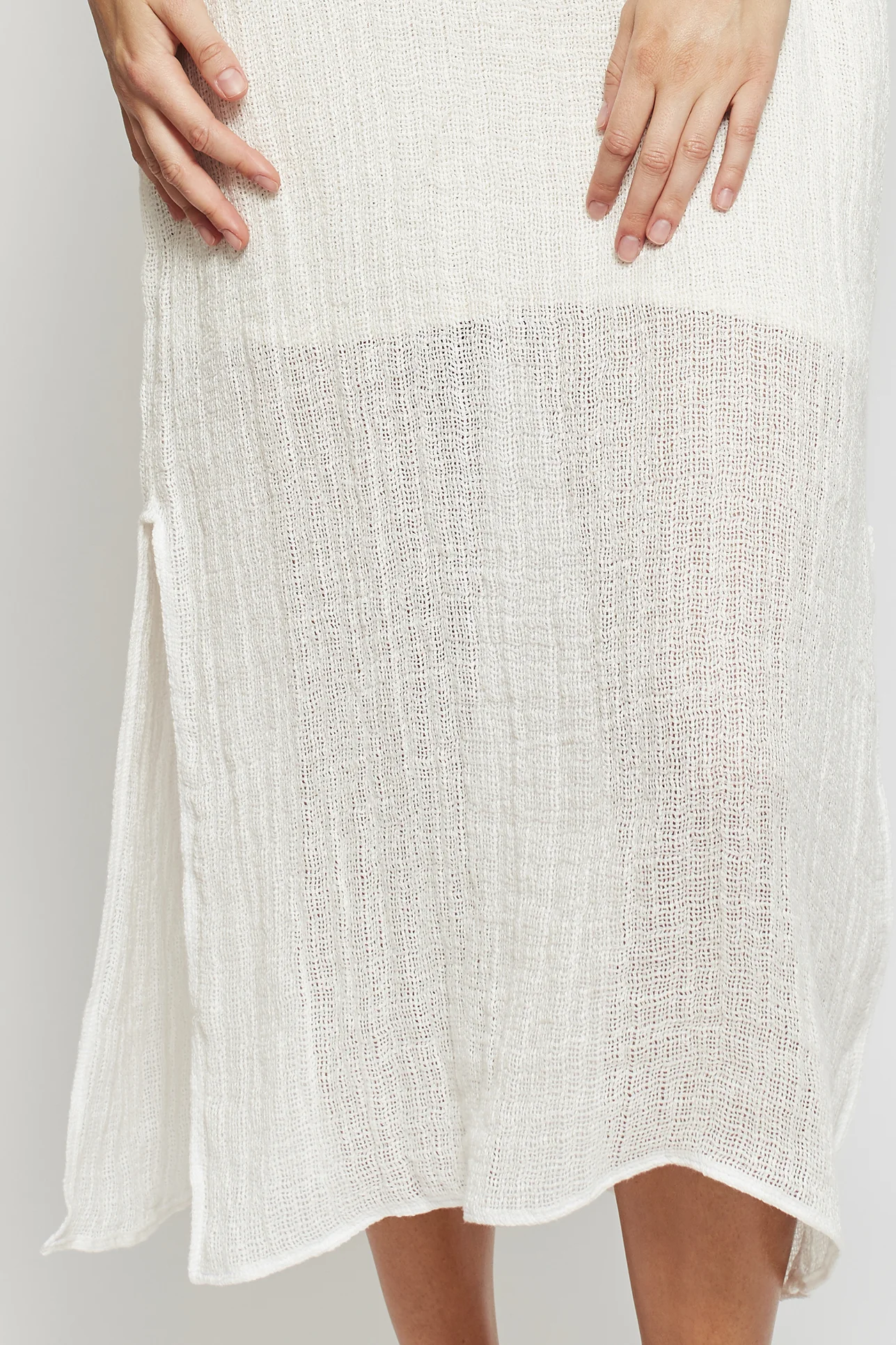 This garment can be worn as is, or utilised as a beautiful layering piece. Fabrication - Italian Lino // Featured Colour-way - Vanilla in an open weave