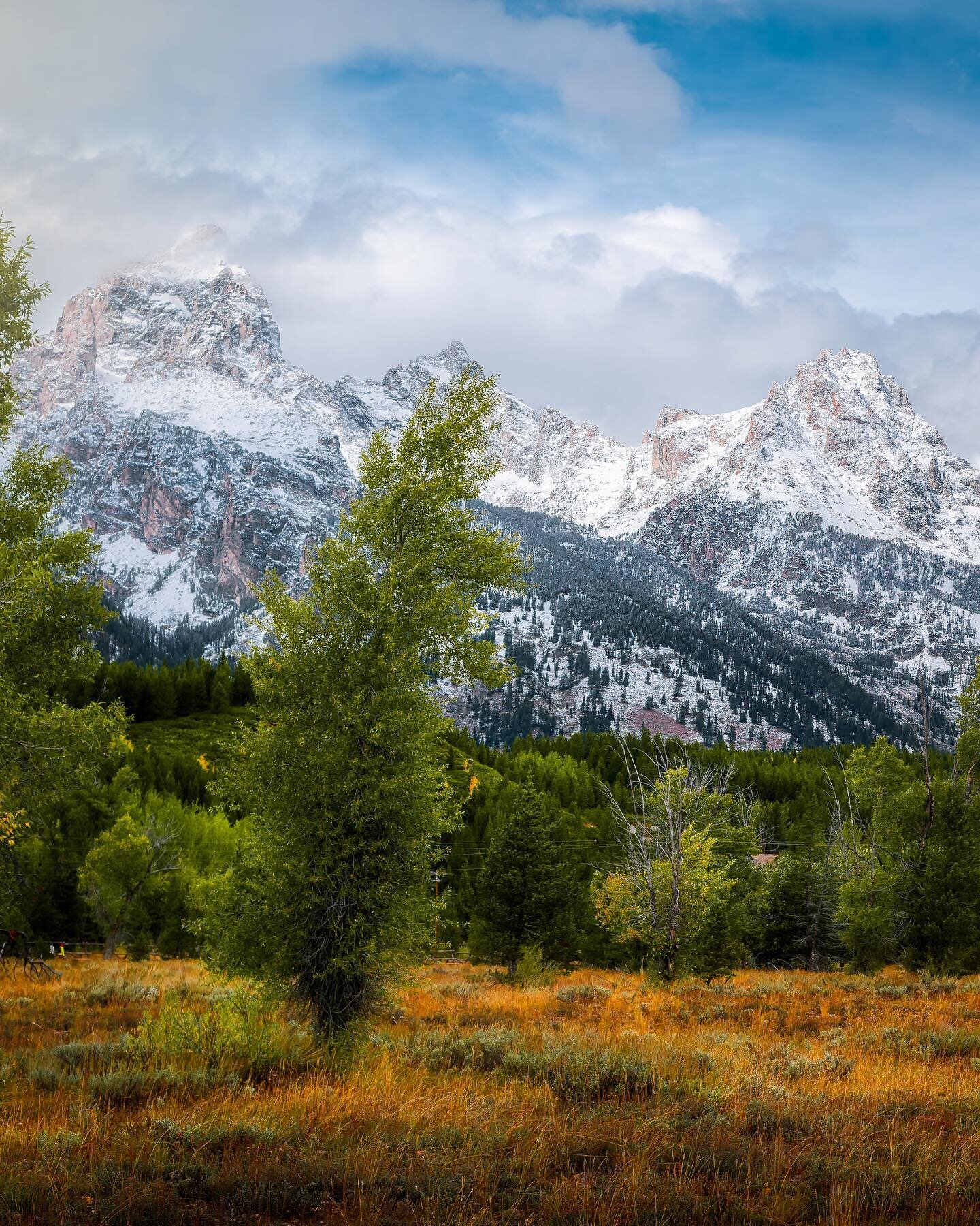 I love Houston this time of year&hellip; I just happen to love the mountains at basically any time of the year. Who wouldn&rsquo;t want to wake up to this view?