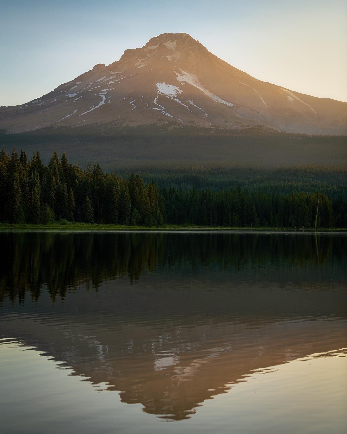 Trillium Lake? More like Chillium Lake, amirite? 🙃