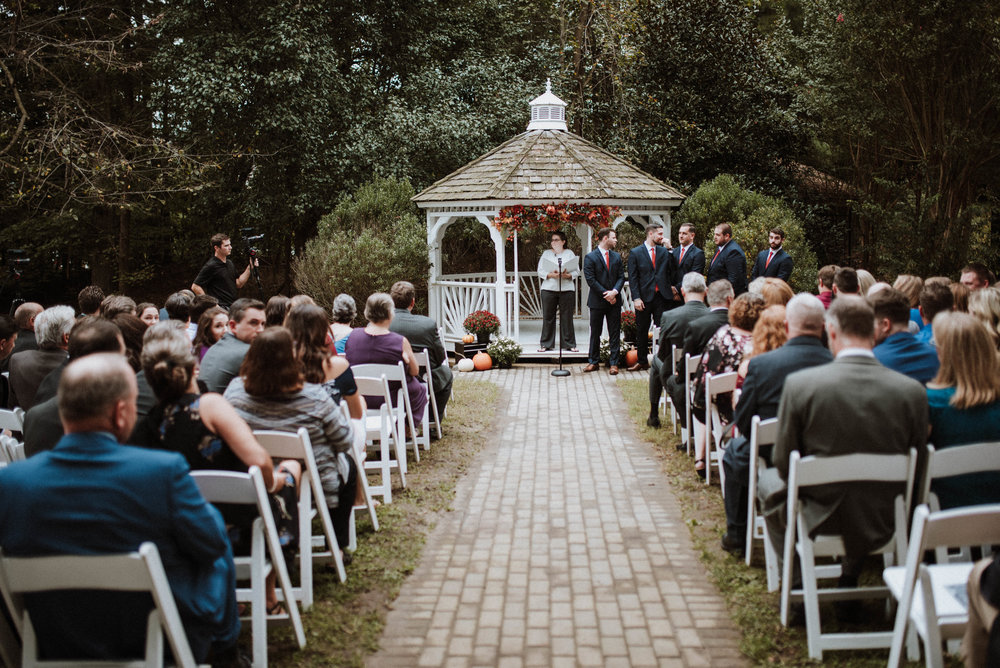 ApkePhotography_Terri+Shane_SneakPeek_31a.jpg