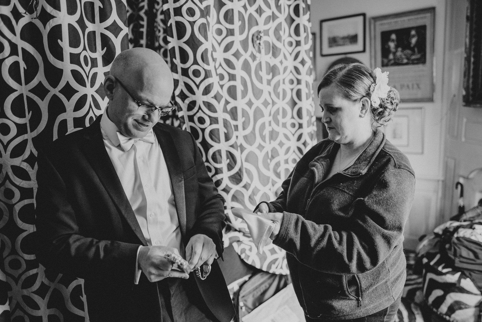 ApkePhotography_Tricia+Mike_WestVirginiaWedding_Farm_41.jpg