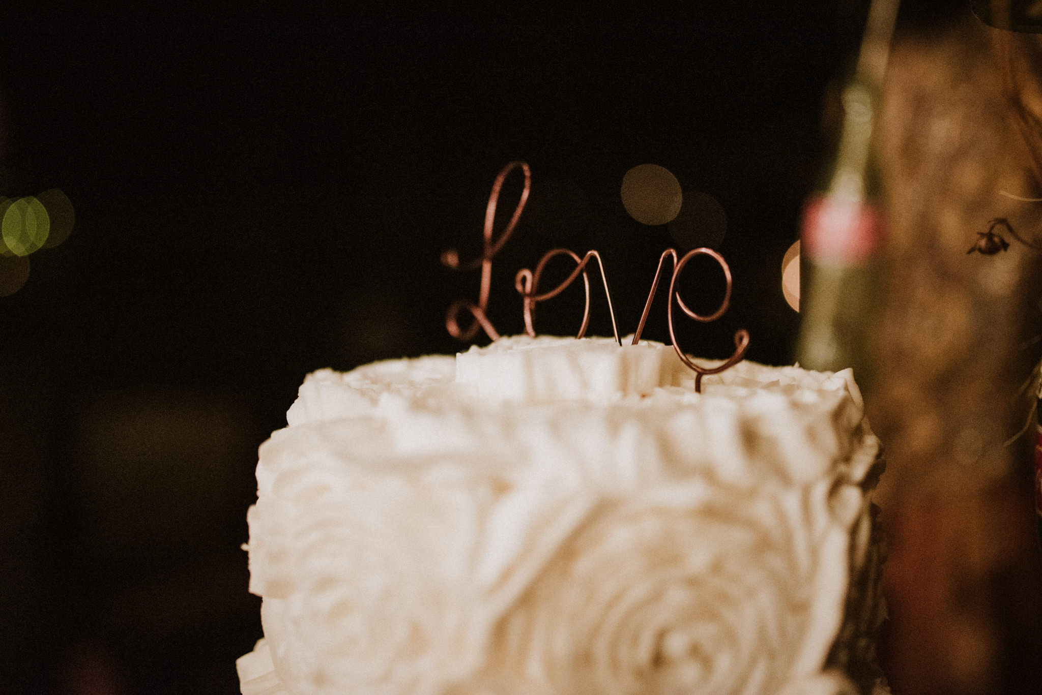 ApkePhotography_Tricia+Mike_WestVirginiaWedding_Farm_109.jpg