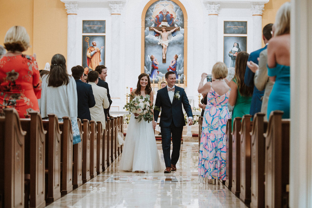 ApkePhotography_BelmontCountryClubBelmont Country club, Church exit, Virginia Wedding_21.jpg