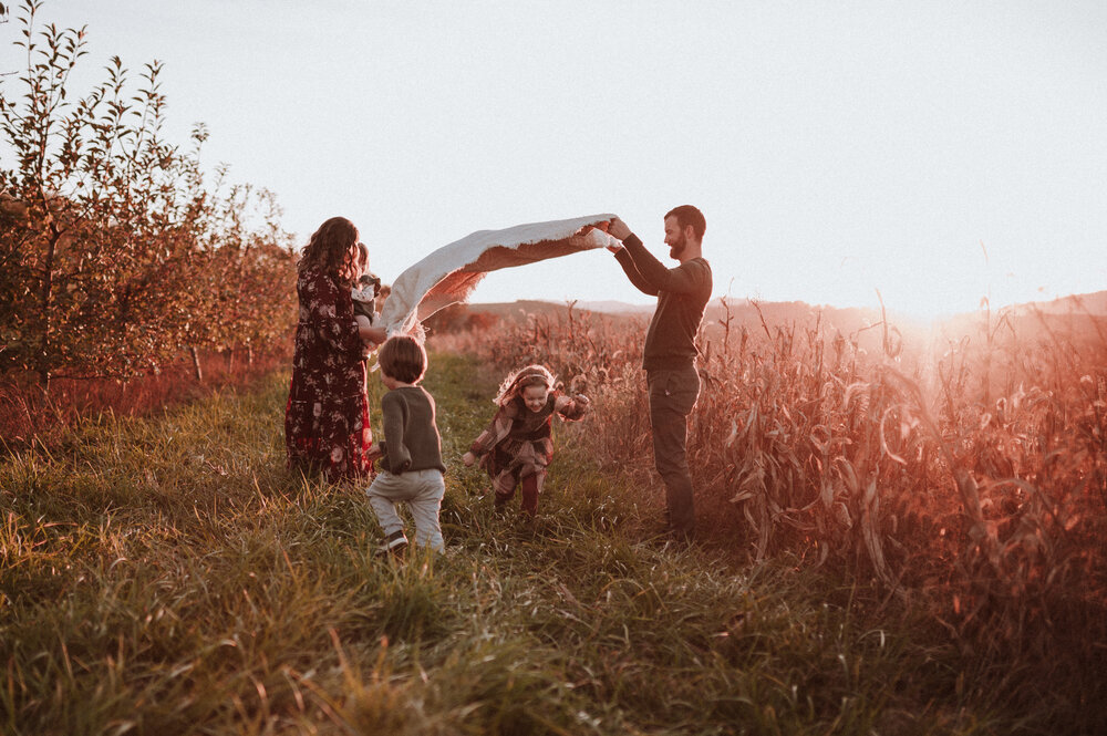 ApkePhotography_Shenandoah Family Session_37.jpg