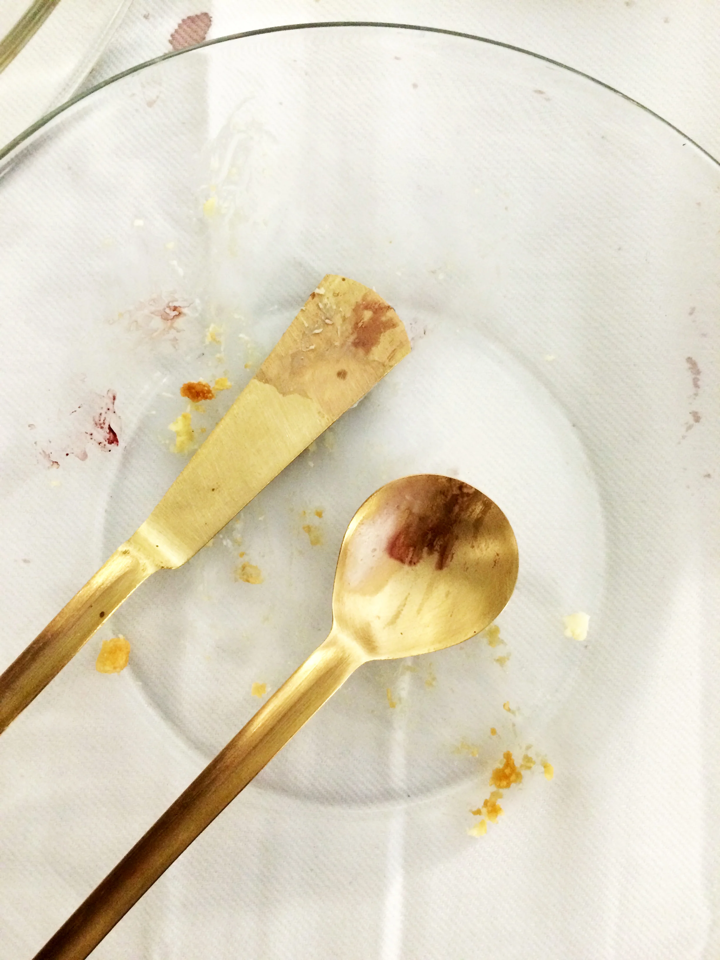 How To Host A Dinner Party - Detail