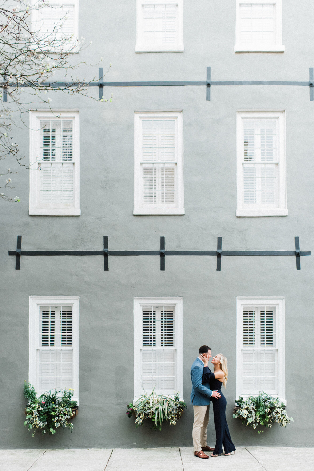 30-a-wedding-family-photographer-charleston-rosemary-seaside-grayton-sowal-watercolor-destination-desiree-gardner-photography-STIRLING-TYLER-ENGAGEMENT-CHARLESTON-MARCH-2019-16.jpg