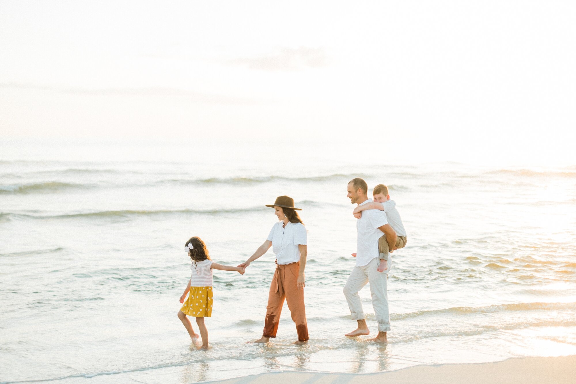 30-a-wedding-family-photographer-charleston-rosemary-seaside-grayton-sowal-watercolor-destination-desiree-gardner-photography_0623.jpg