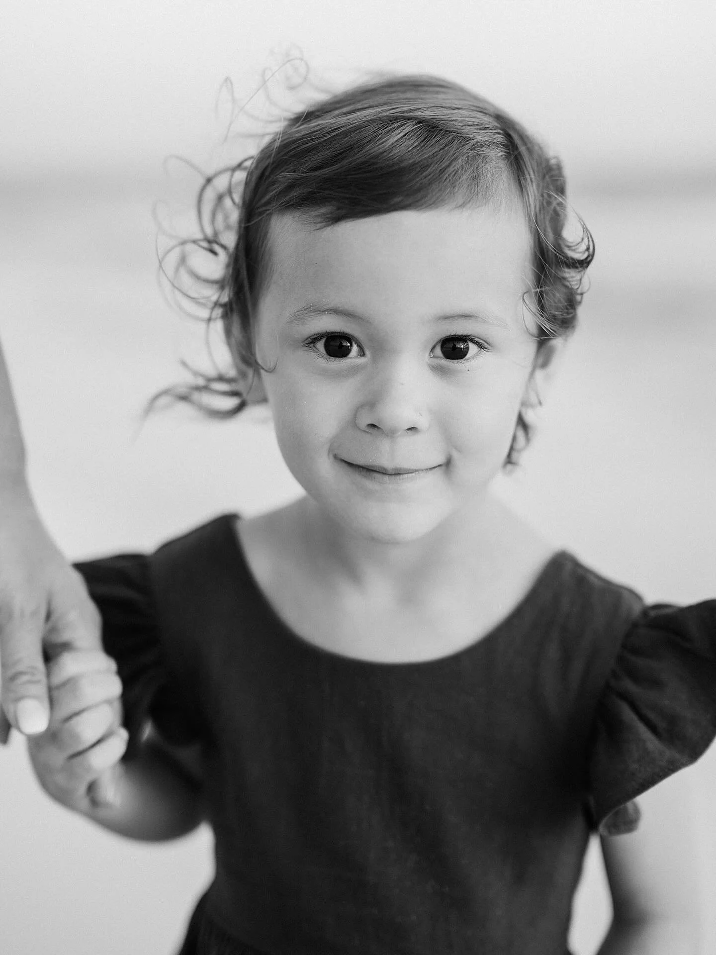 The way the wind swept her curls&hellip; ♡