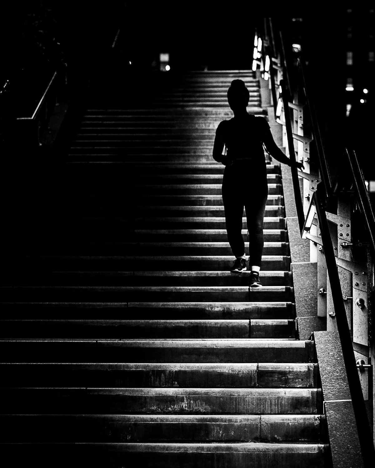 ali silhoutte-09970.jpg