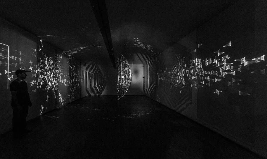 anita_ackermann_sculpture_light.jpg