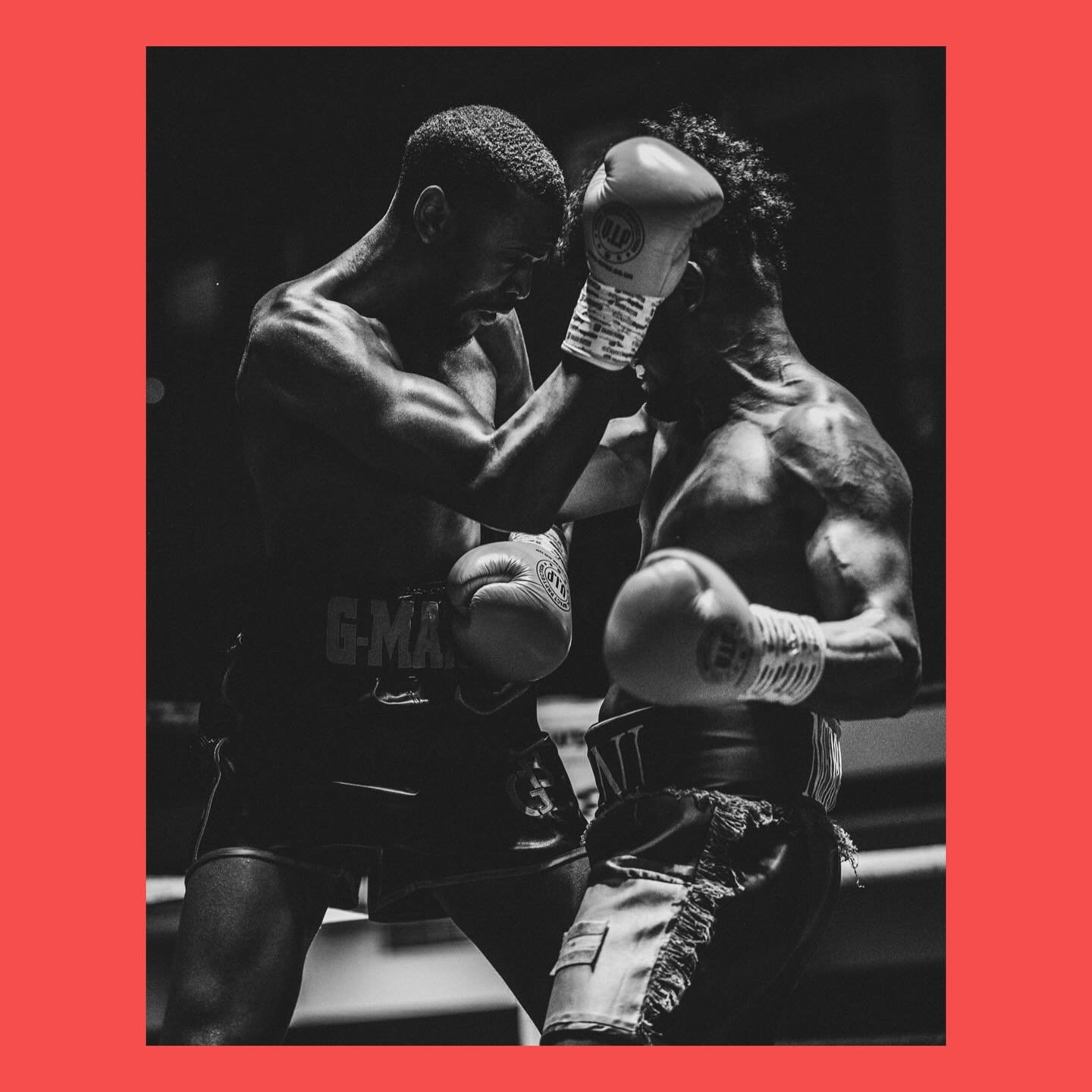 BAM! archive: 2019 an evening at @yorkhallofficial in Bethnal Green, the home of British boxing #boxing #yorkhall #bethnalgreen #reportage #reportagephotography #portrait #portraitphotography #portraitshoot #britishboxing #monochrome #blackandwhiteph