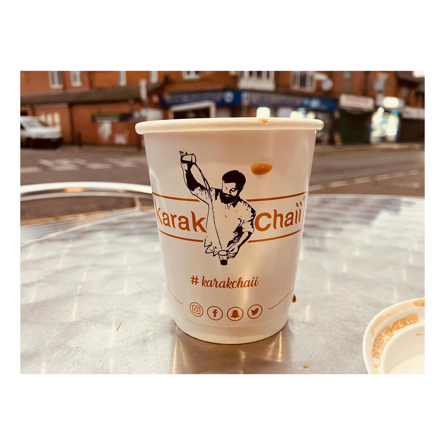 Good morning Leicester. This tea NEVER cools down lol  #karakchai #leicester #highfields #highfieldsleicester