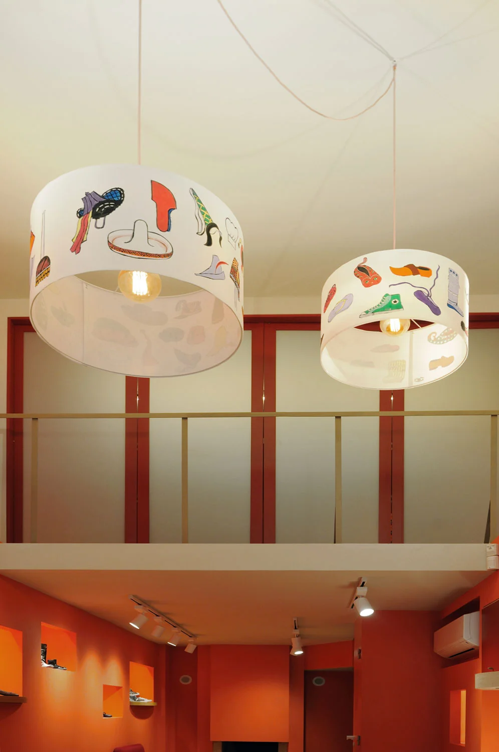 S–S/Mouger Shoe Store
