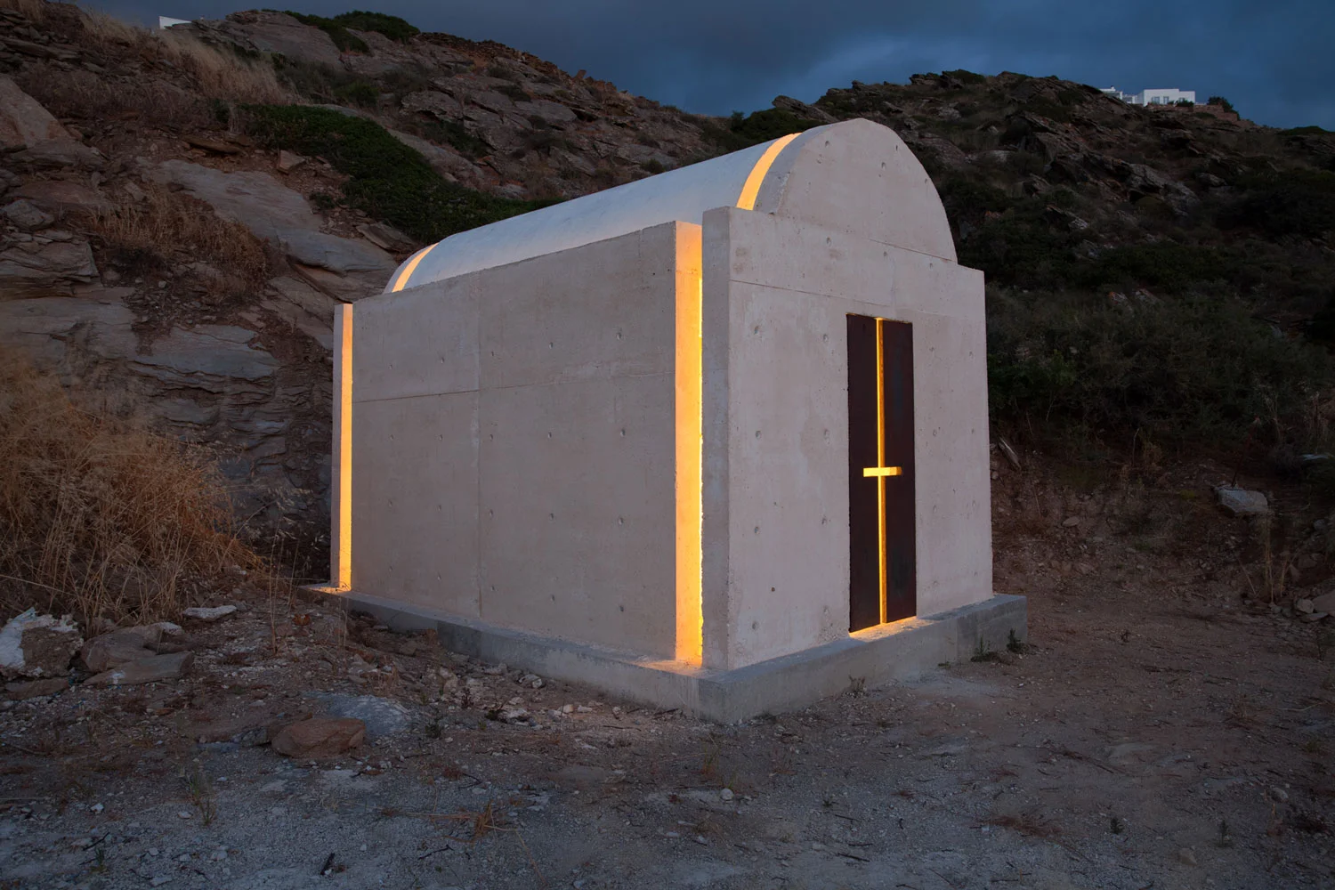 S–S/Relux Boutique Hotel