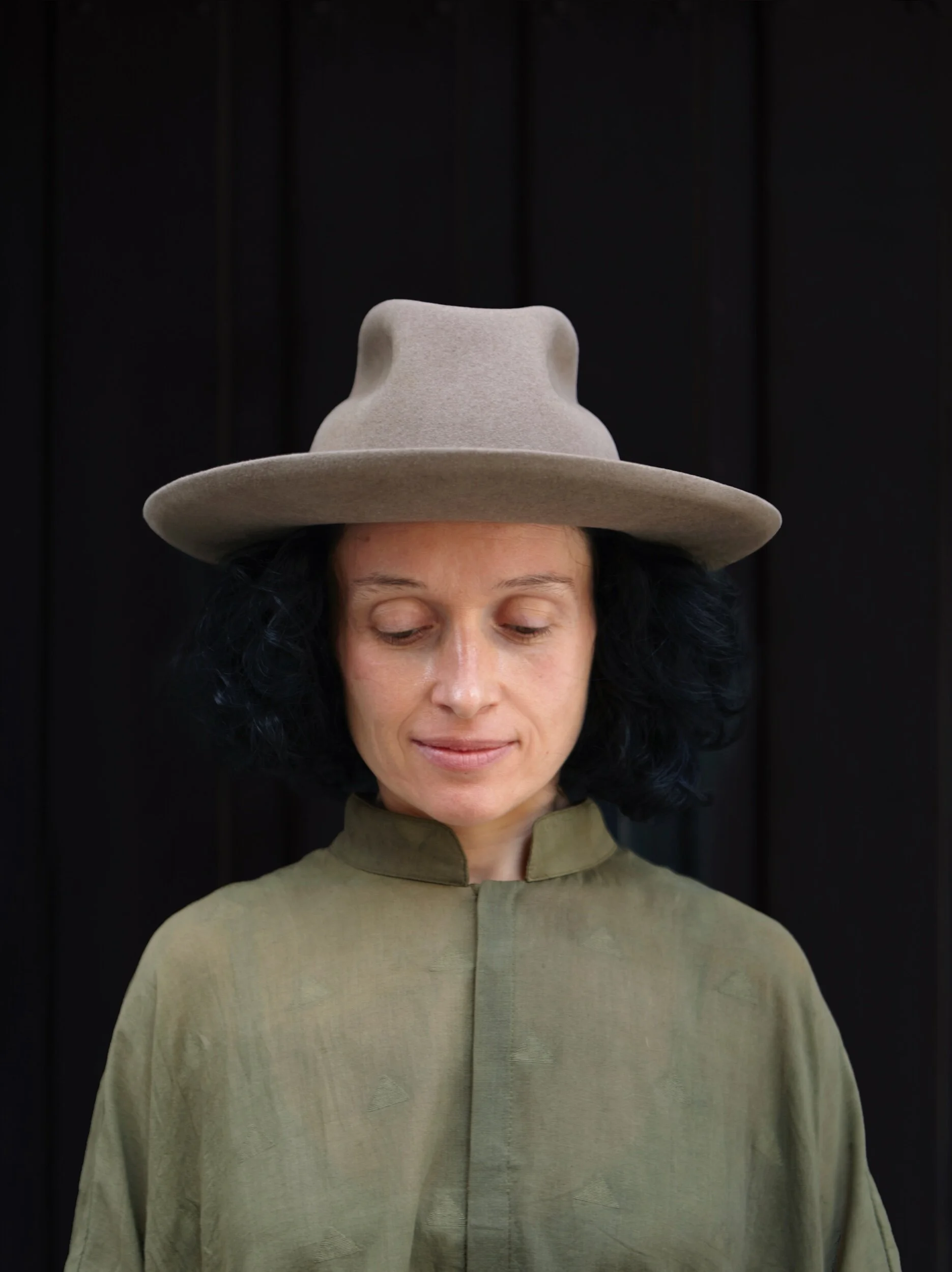 E6F0819B-9AF9-4844-AD83-A24A7C01F761