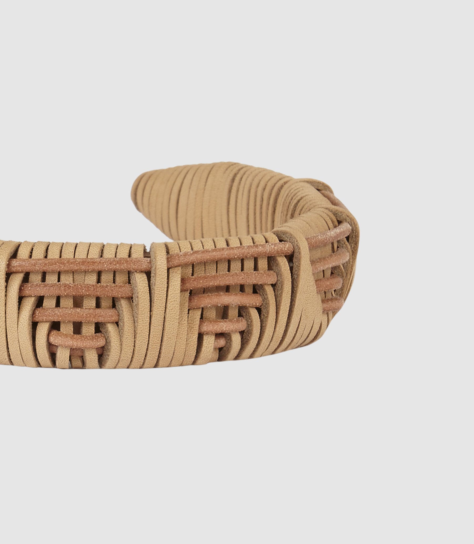 681938AF-C460-4B50-96CA-8DA06E3C4F0F