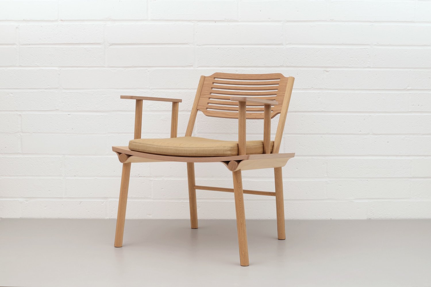 lozi  bespoke plywood furniture  rio chair