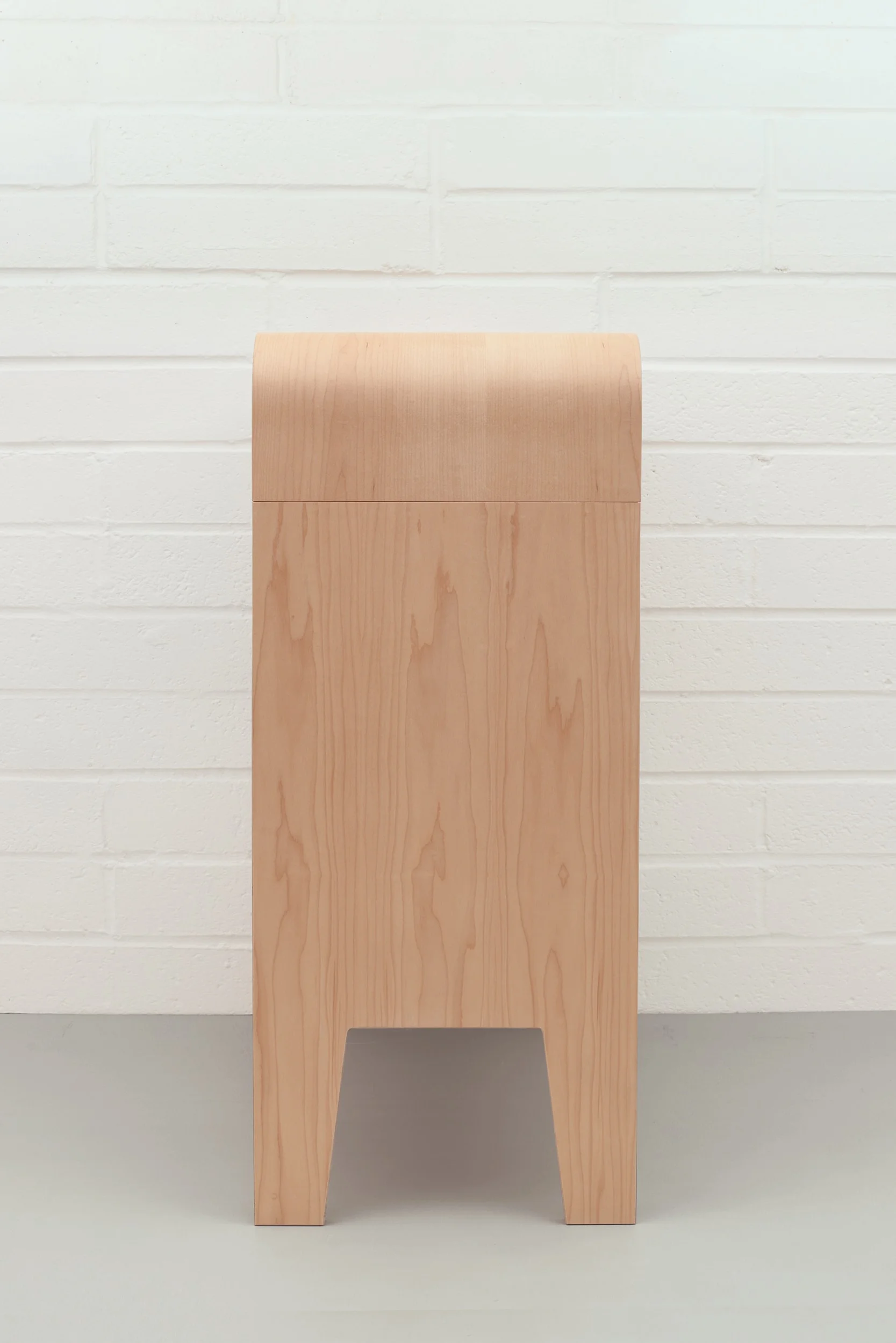 Side view of the plywood chest of drawers by Lozi