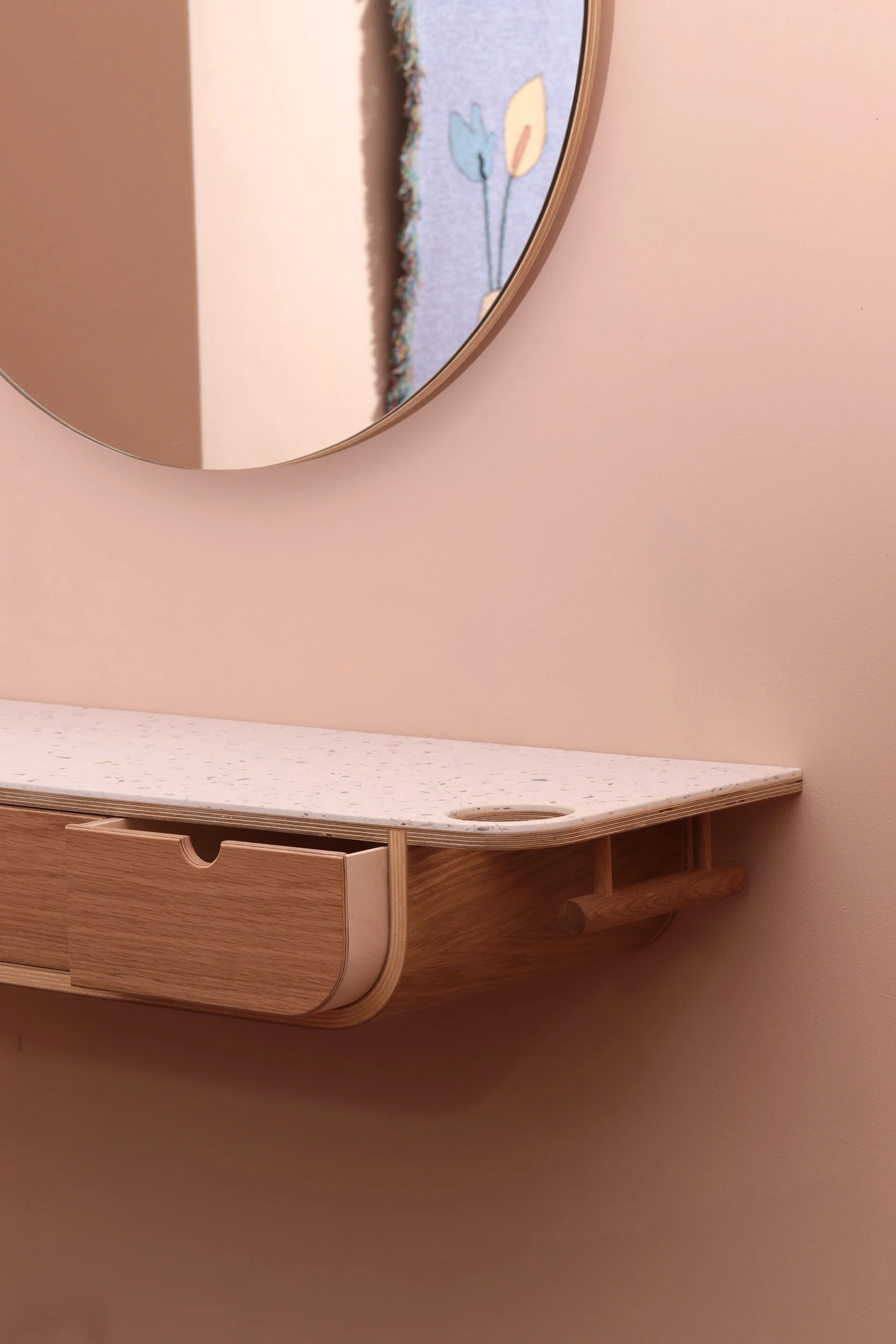 Made to measure storage drawers and holders specifically suited to the salon’s needs.