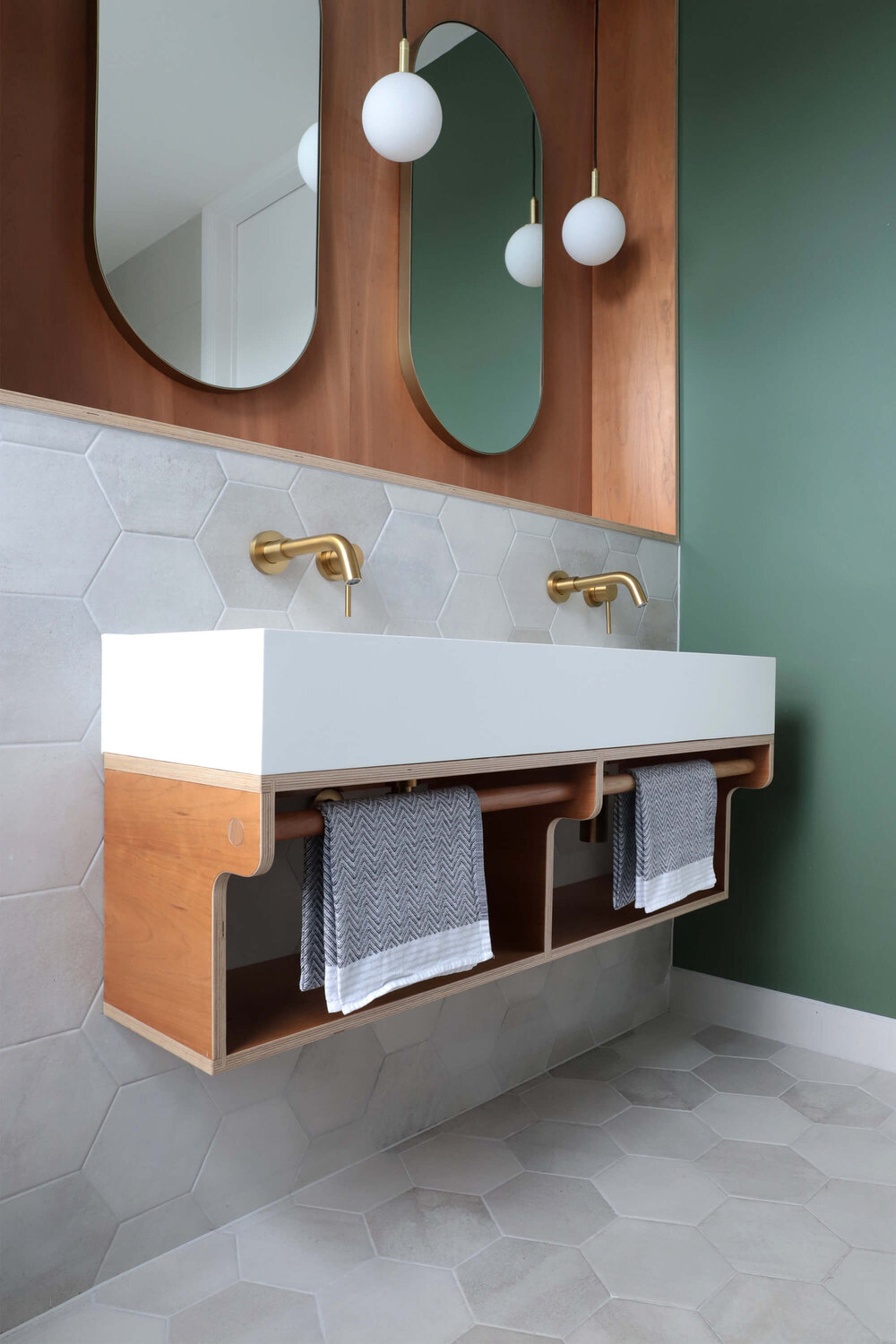 Bathrooms Lozi Bespoke Plywood Furniture - Bathroom Cabinet With Towel Rail