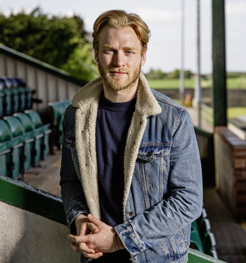 Paralympic gold medallist Jonnie Peacock finds a sporting link to his past
