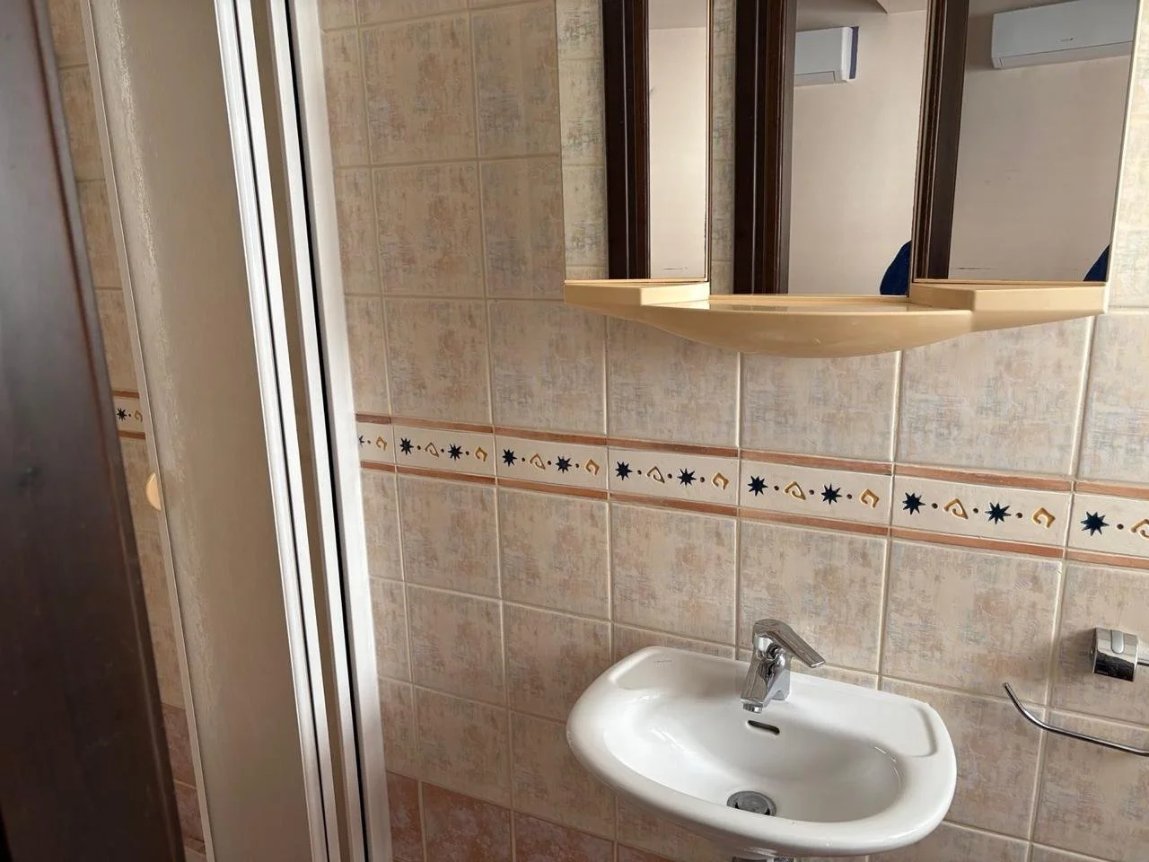 WhatsApp Image 2025-04-09 at 09.26.40.jpeg