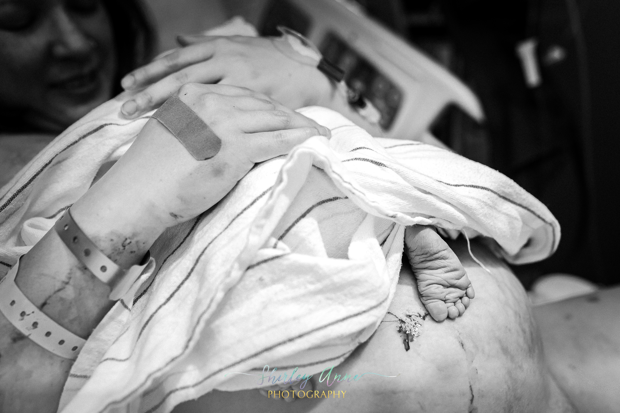 Lisa-Birth Story-Sneak Peek (23 of 32).jpg