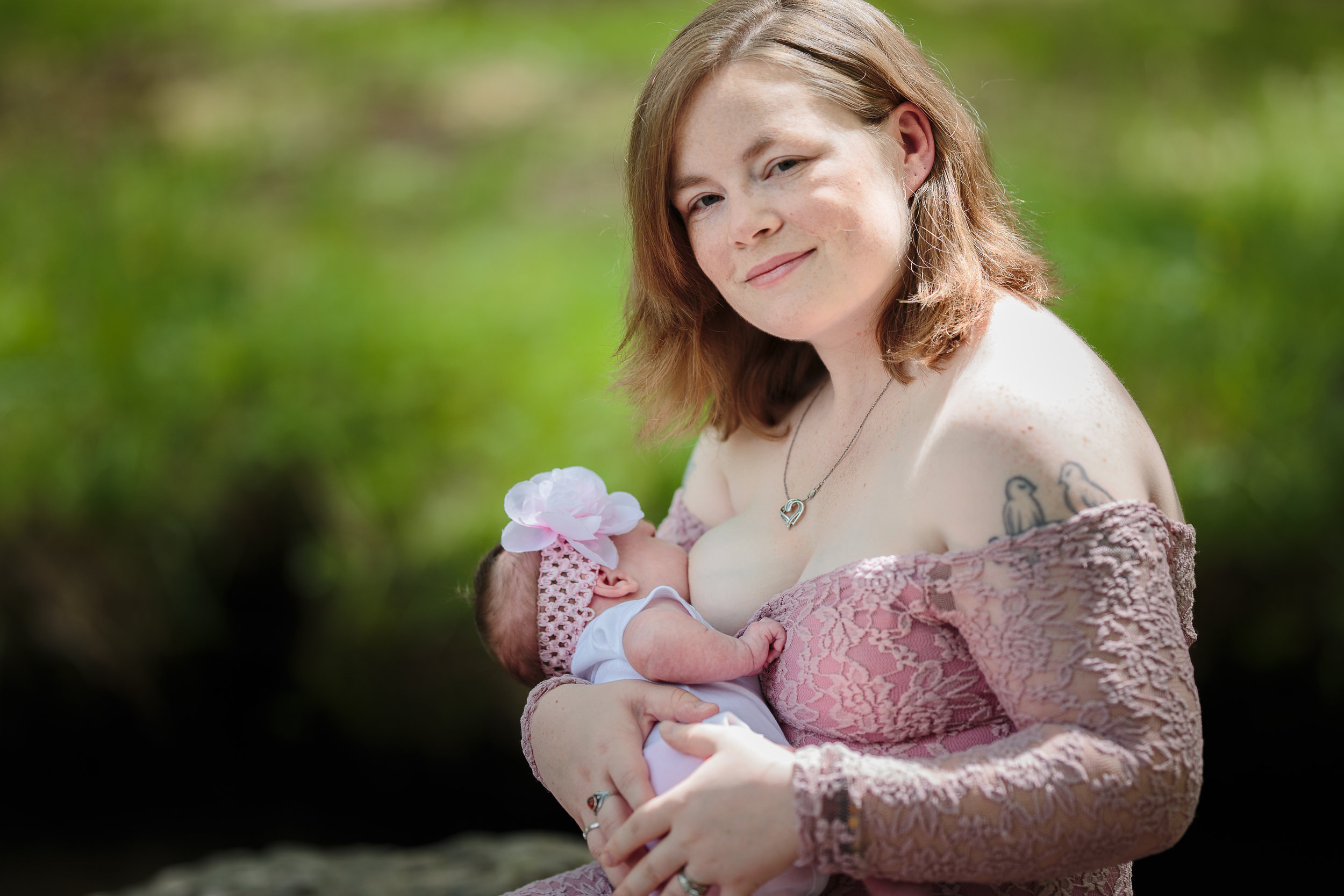 Jamie-Breastfeeding (4 of 4).jpg
