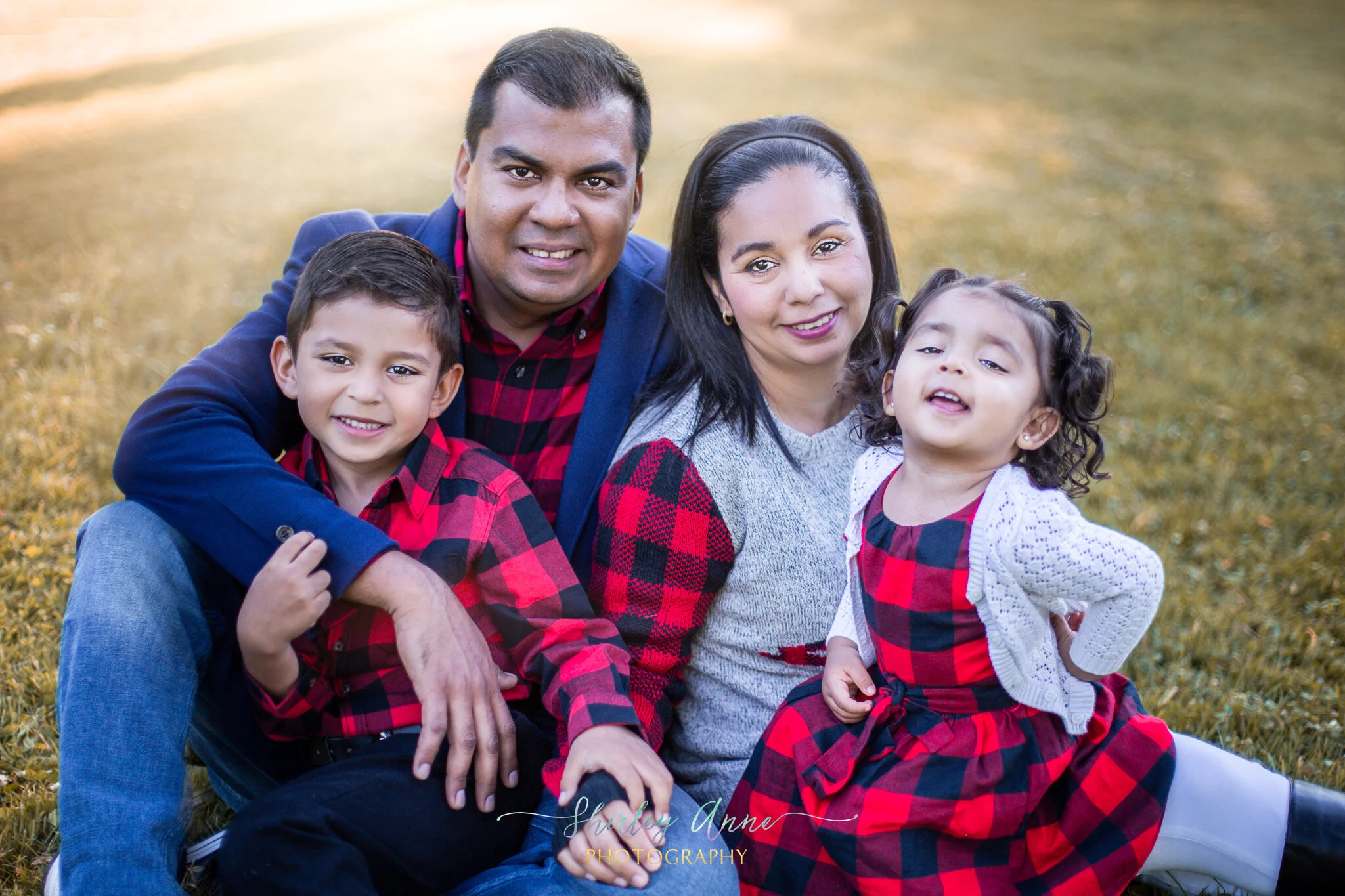 Elisa-Family-Web (1 of 10).jpg