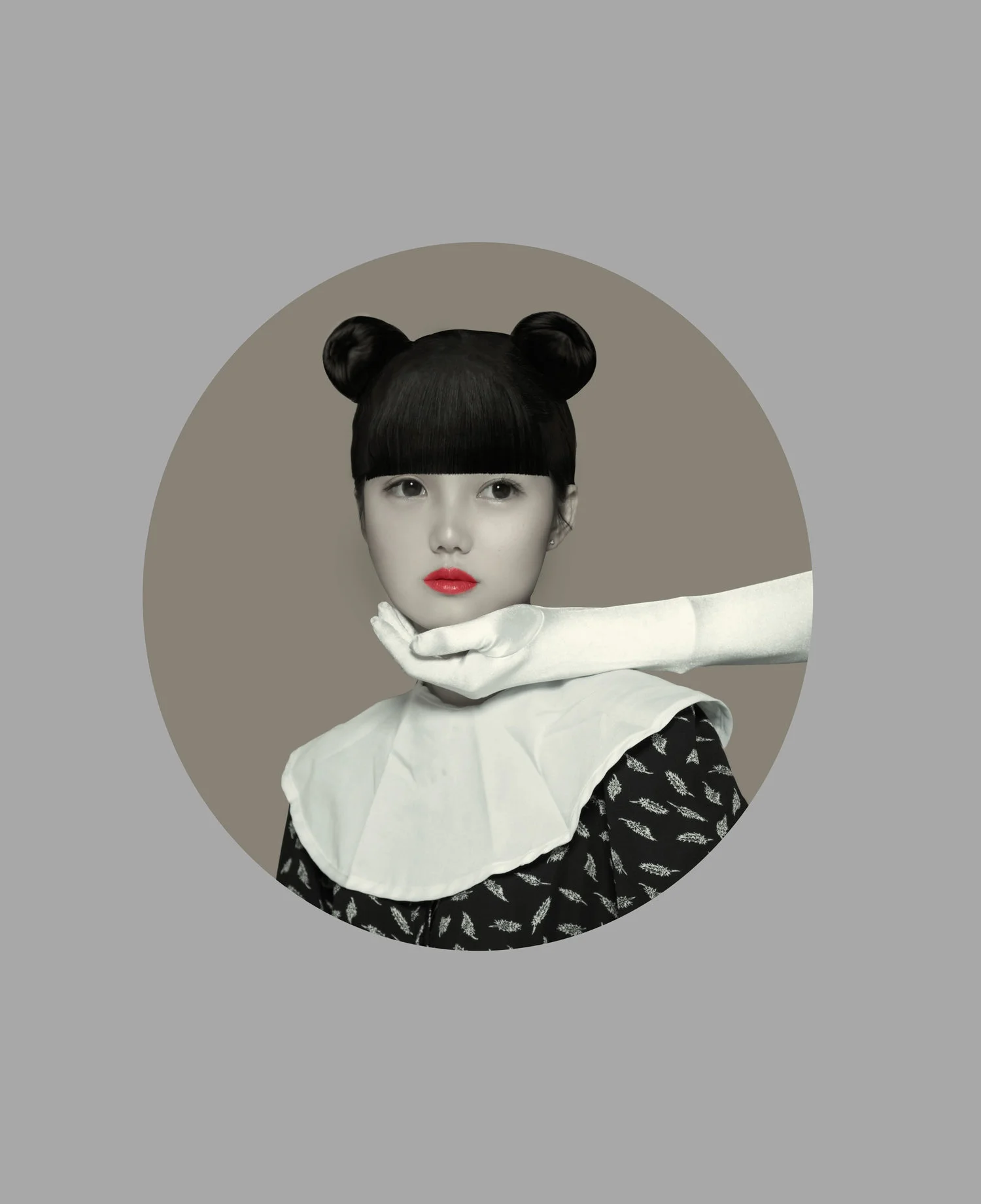  Hailun Ma</br><i>Girl with Red Lips</i>, 2015