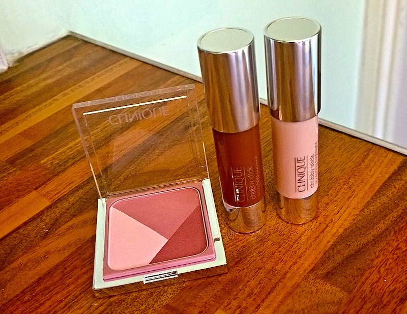 Clinique-Contouring-Set-pic-2.jpg