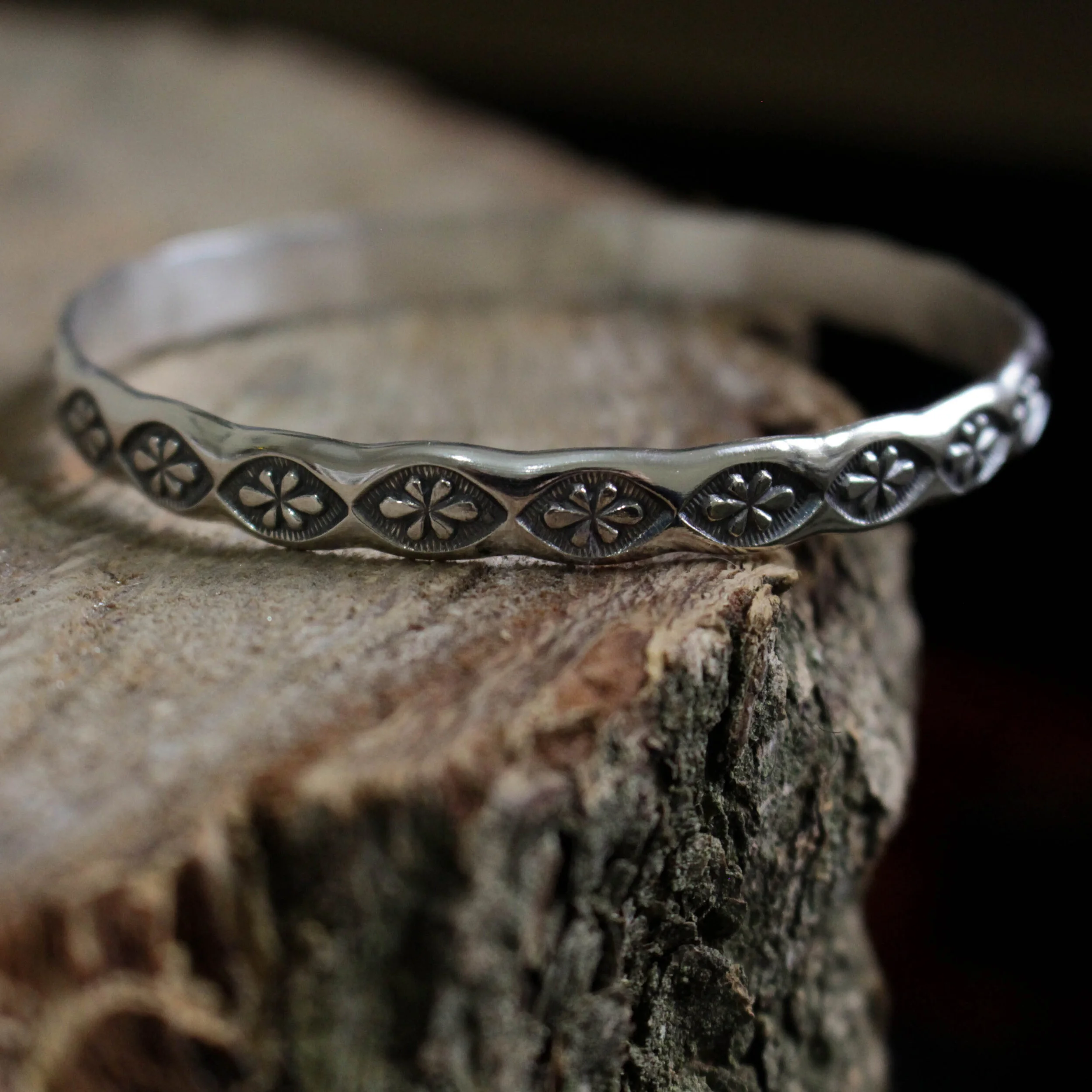 7B123488-2D32-4F5D-A2BA-DE81D80B80B5